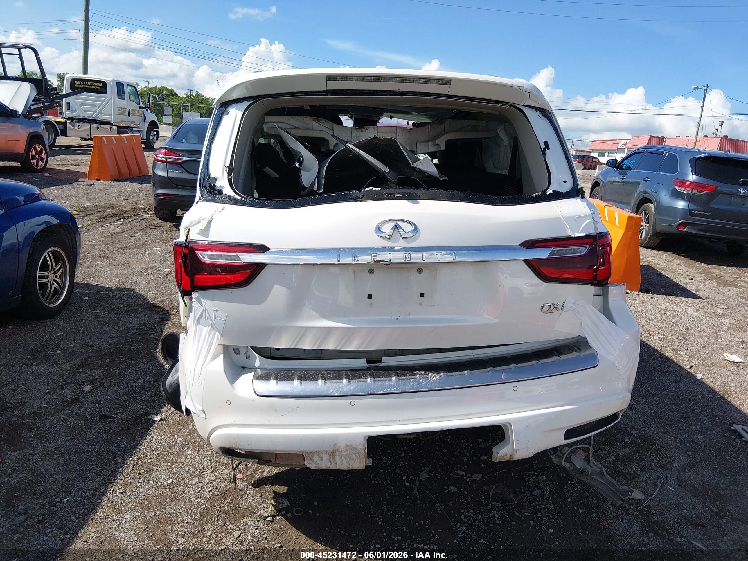 2018 Infiniti Qx80 White vin: JN8AZ2NF8J9664745
