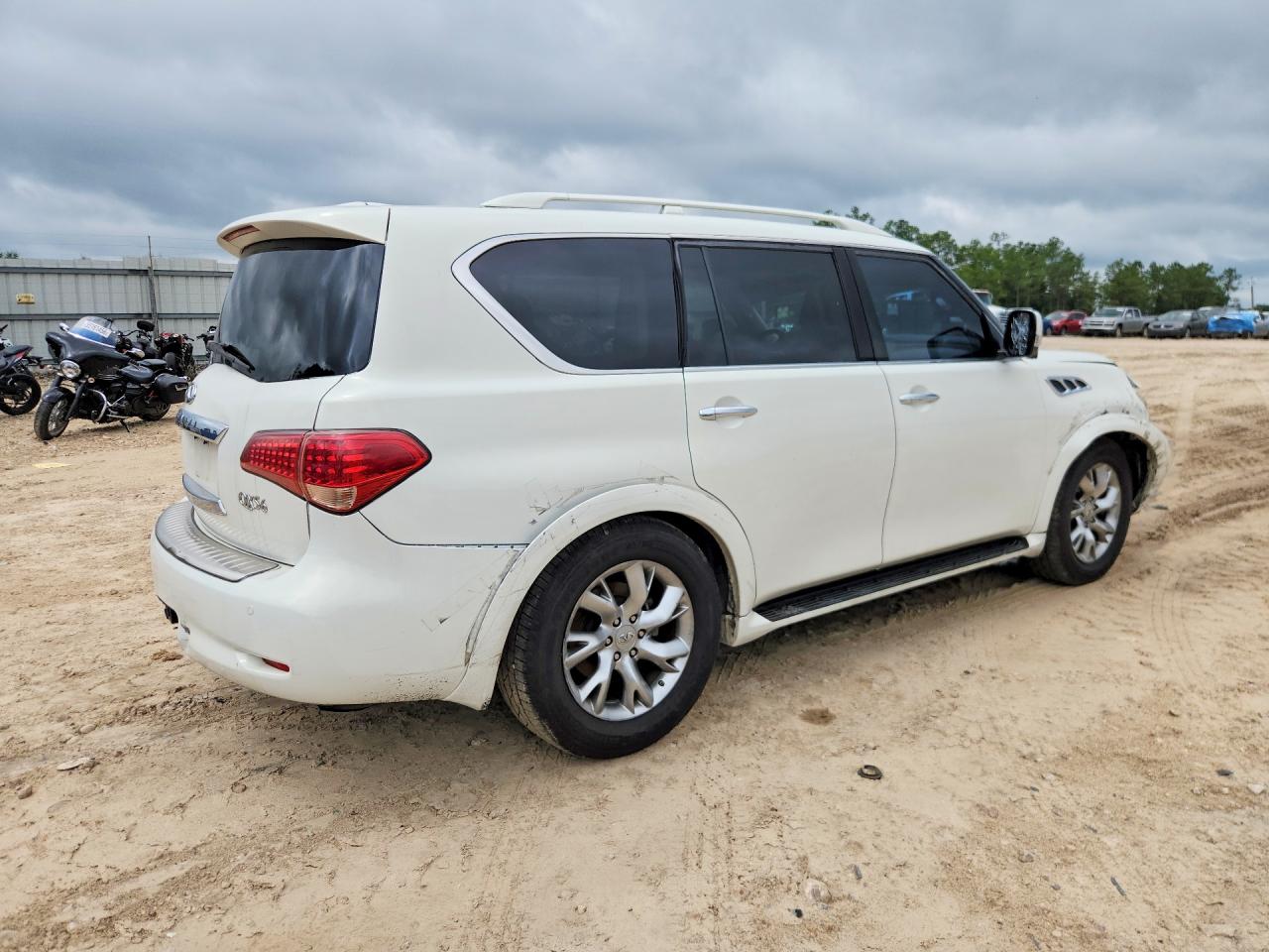2011 Infiniti Qx56 Base White vin: JN8AZ2NF9B9500017