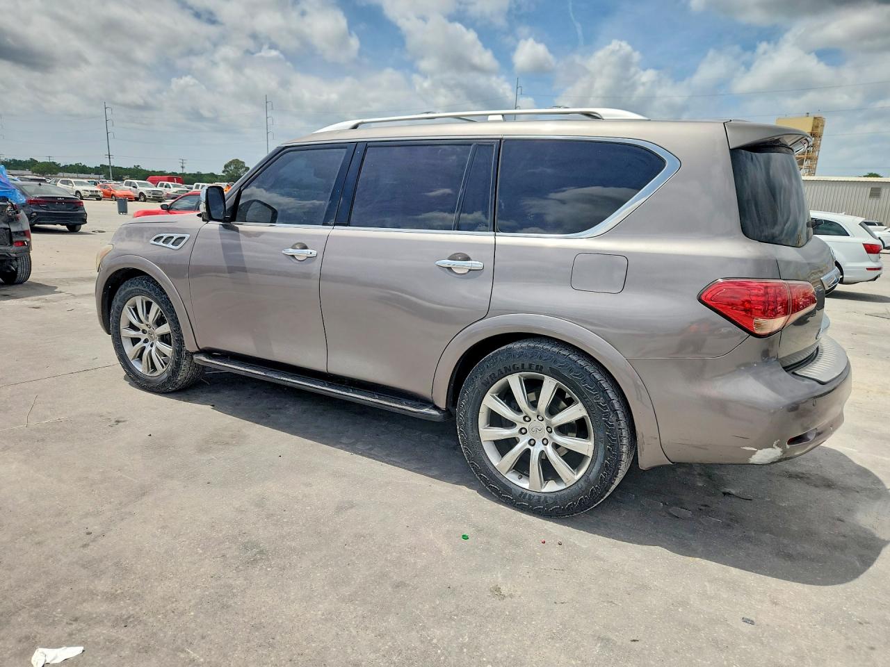 2012 Infiniti Qx56 Base Tan vin: JN8AZ2NF9C9518616