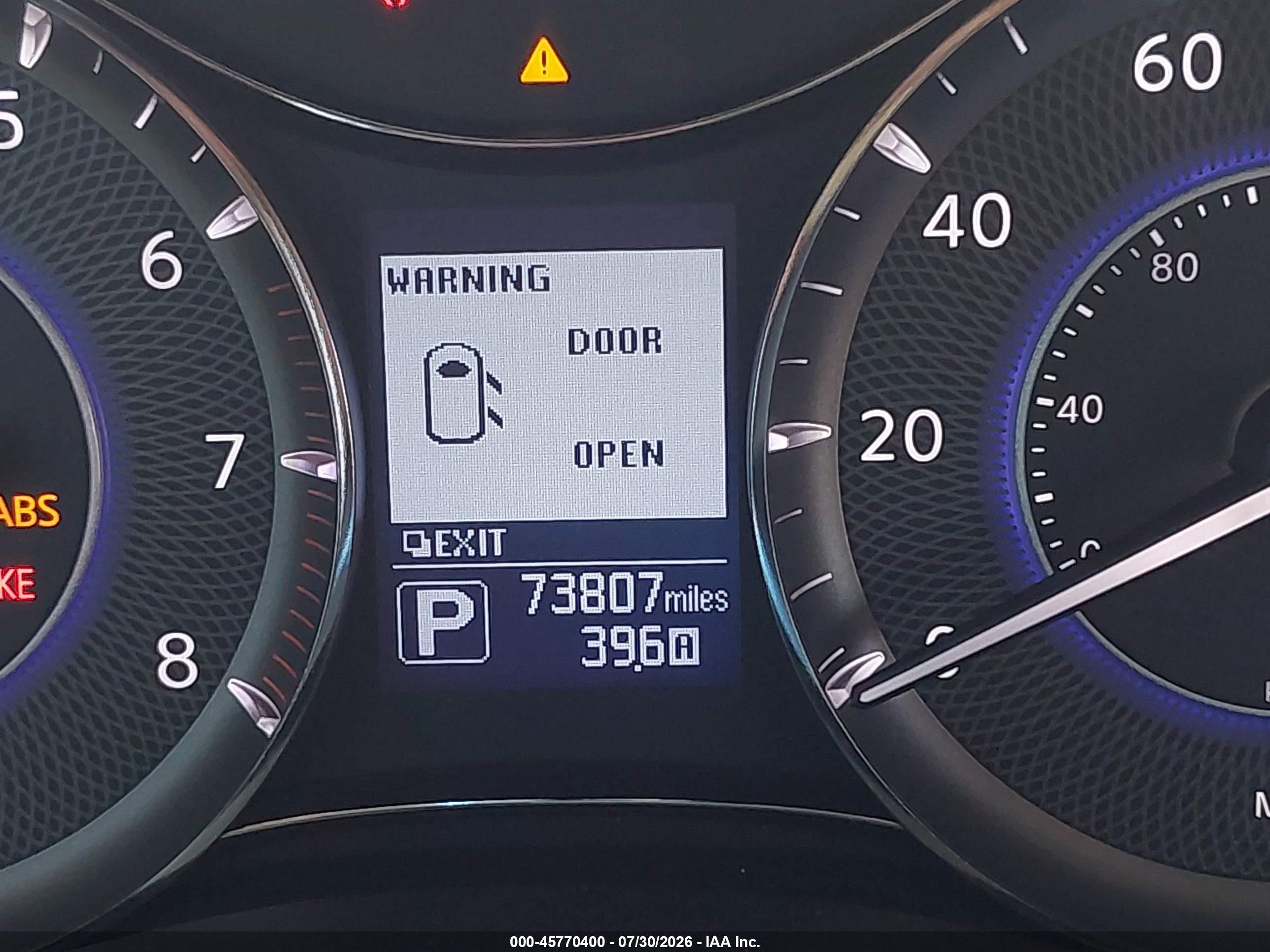 2015 Infiniti Qx80   Белый vin: JN8AZ2NF9F9570090
