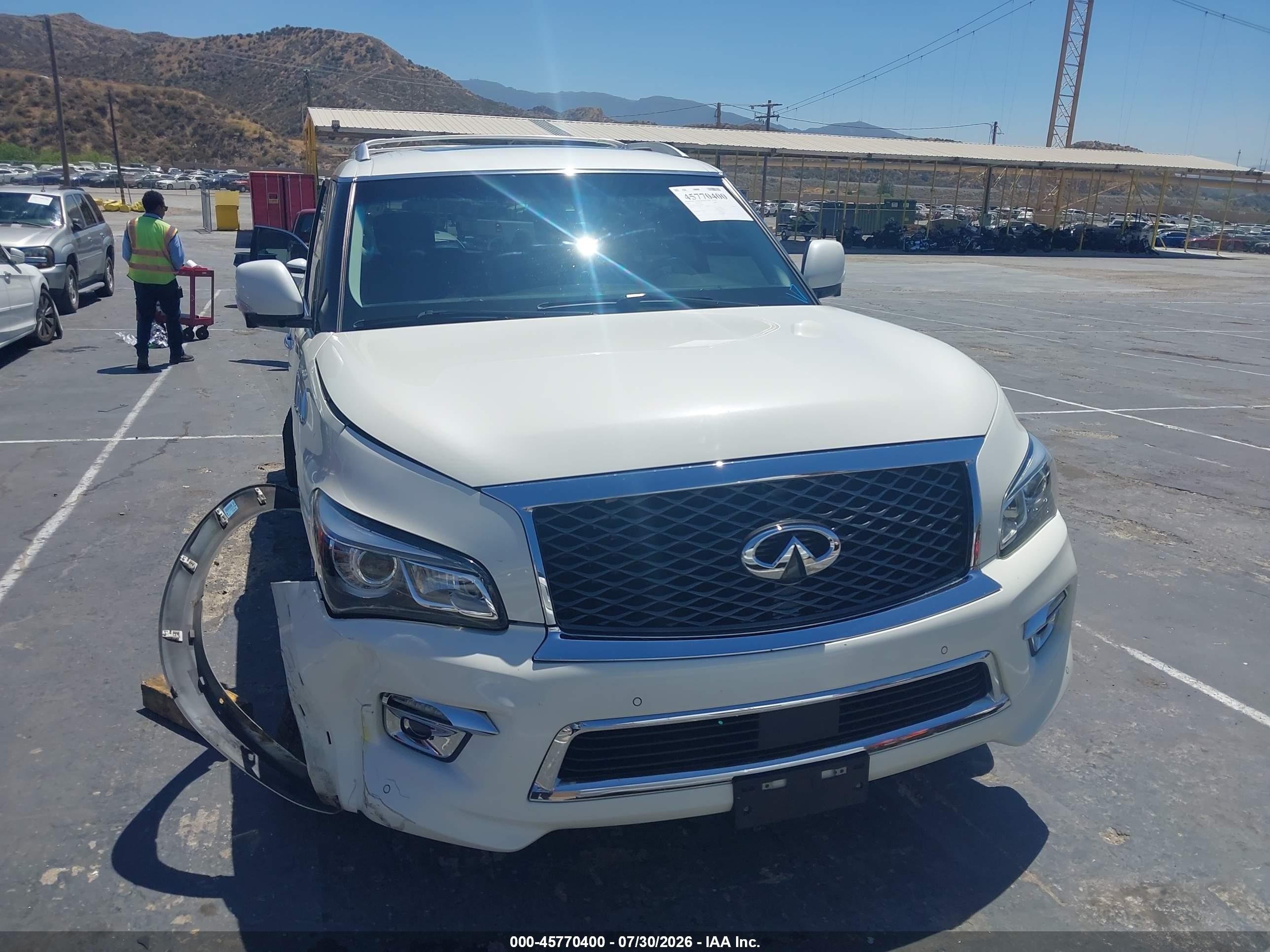 2015 Infiniti Qx80   Белый vin: JN8AZ2NF9F9570090