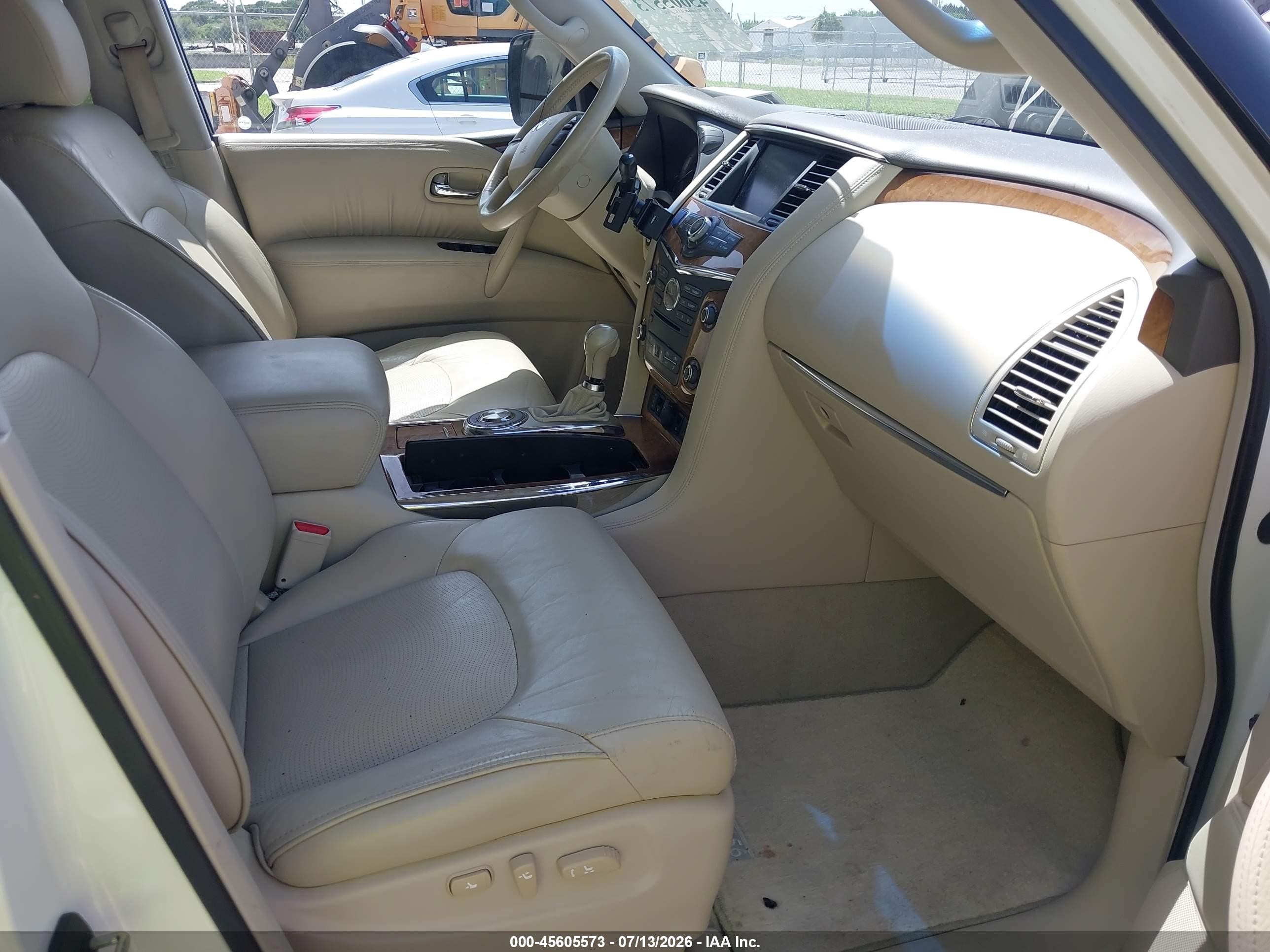 2012 Infiniti Qx56 White vin: JN8AZ2NFXC9518673