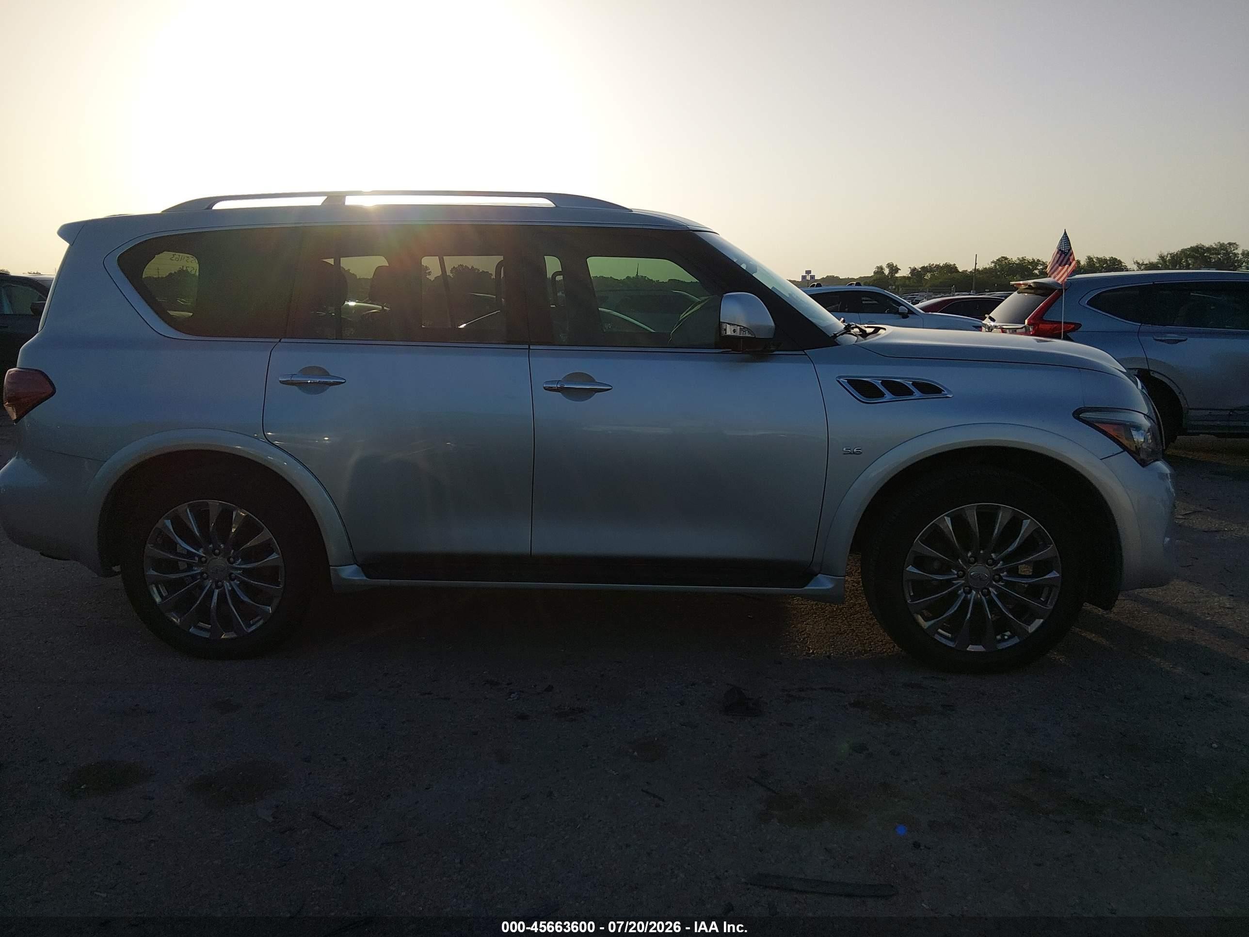 2015 Infiniti Qx80 Silver vin: JN8AZ2NFXF9573810