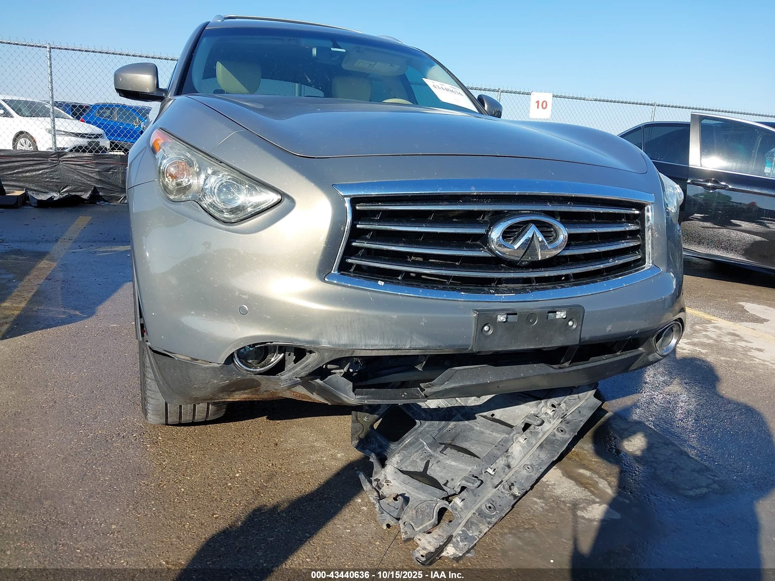 2012 Infiniti Fx50   Silver vin: JN8BS1MW1CM180128