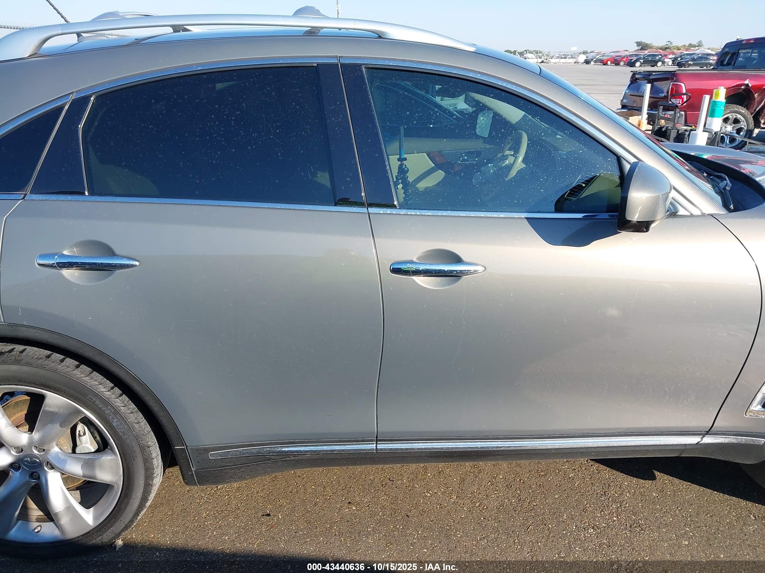 2012 Infiniti Fx50   Silver vin: JN8BS1MW1CM180128