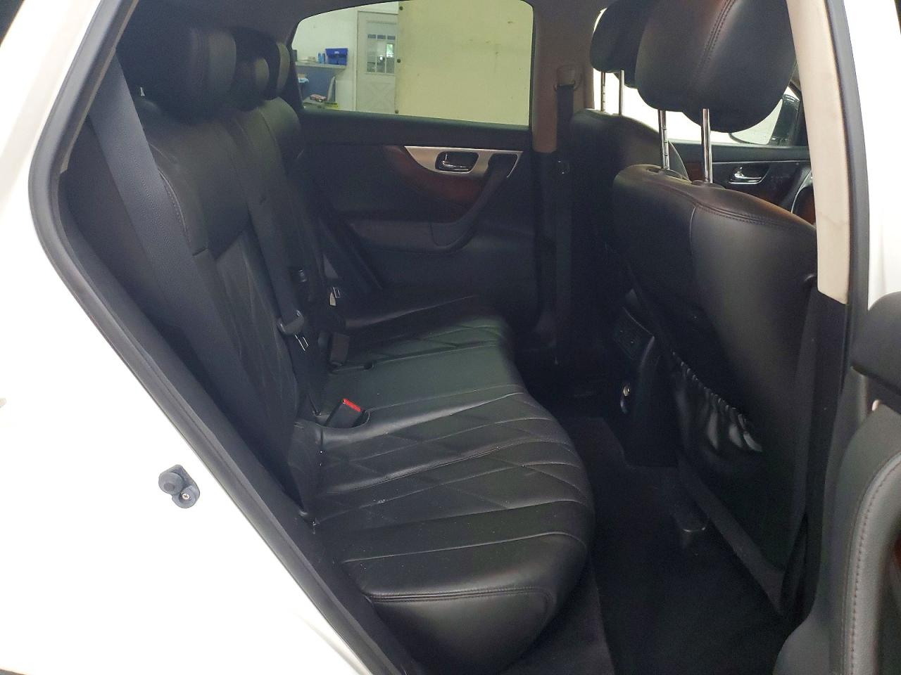 2011 Infiniti Fx50 Base White vin: JN8BS1MW8BM760040