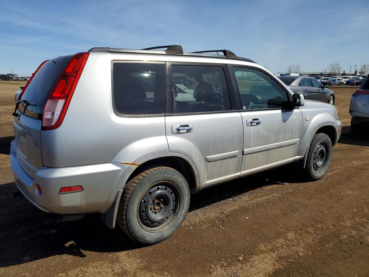 2006 Nissan X-trail Xe Серебряный vin: JN8BT08TX6W102155