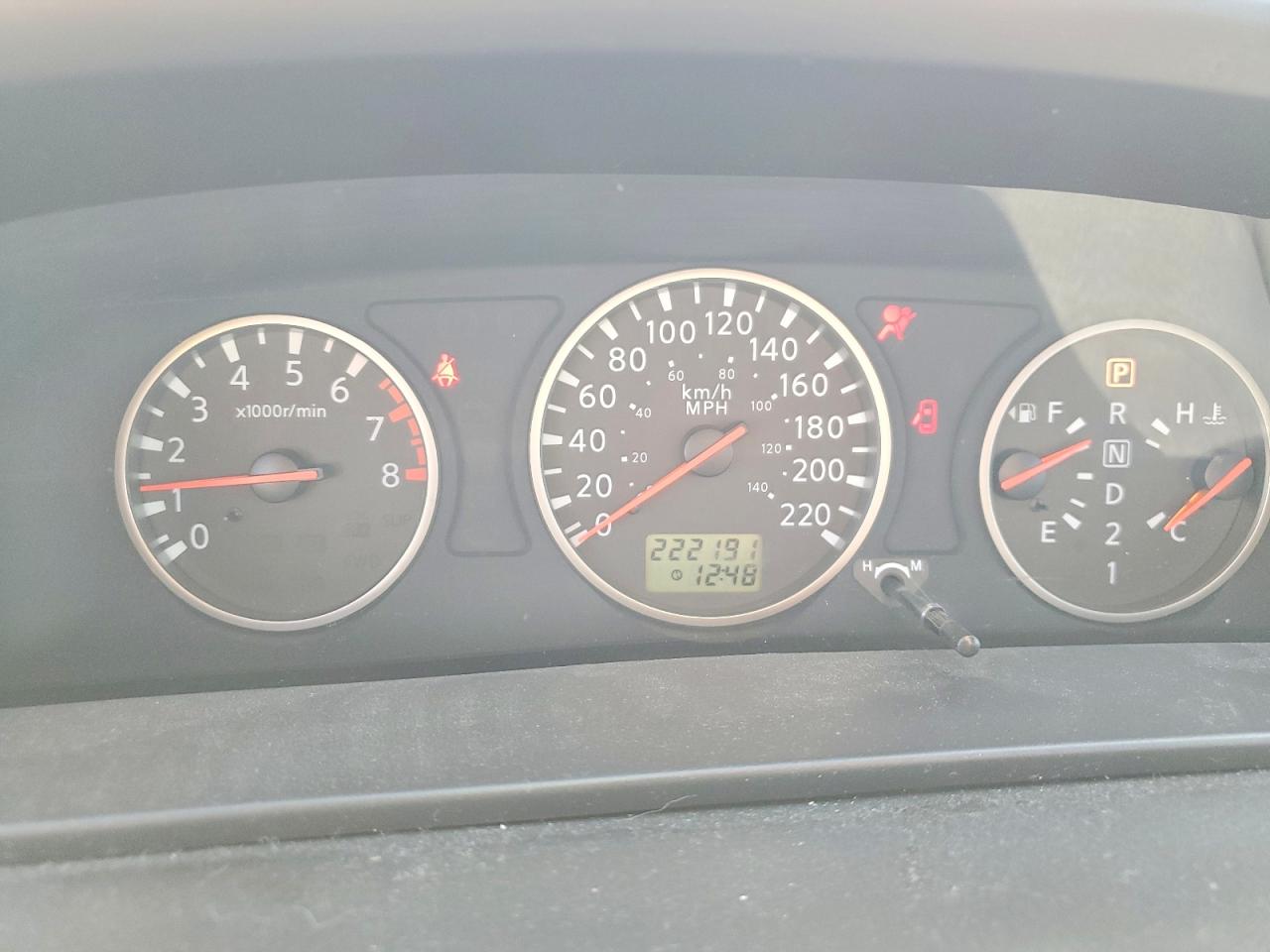 2006 Nissan X-trail Xe Серебряный vin: JN8BT08TX6W102155
