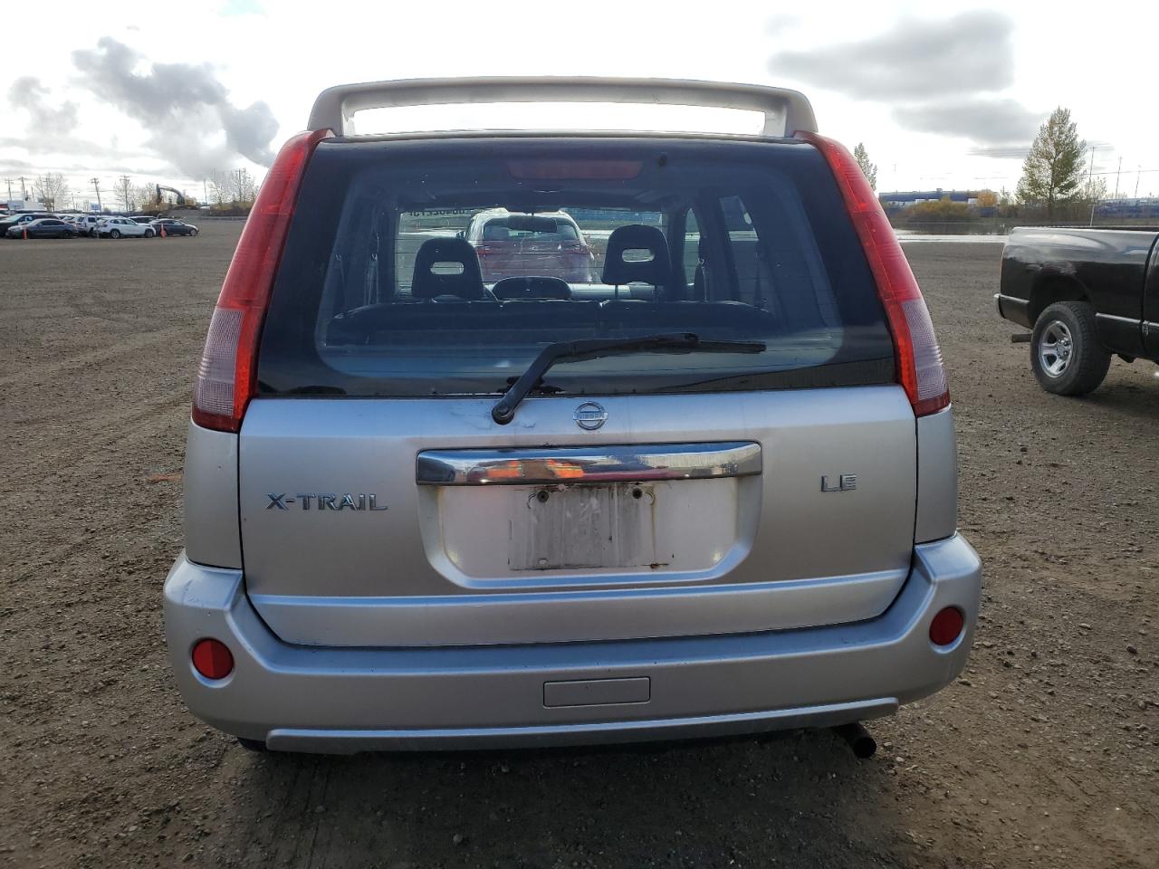 2006 Nissan X-trail Xe Silver vin: JN8BT08V36W201837