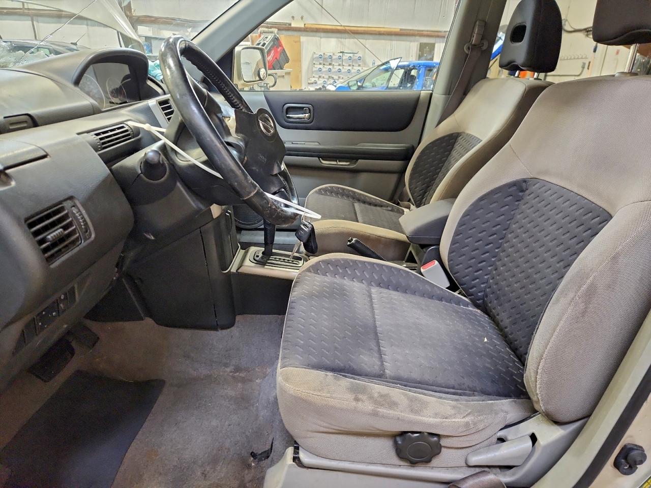 2006 Nissan X-trail Xe Gold vin: JN8BT08V66W207129