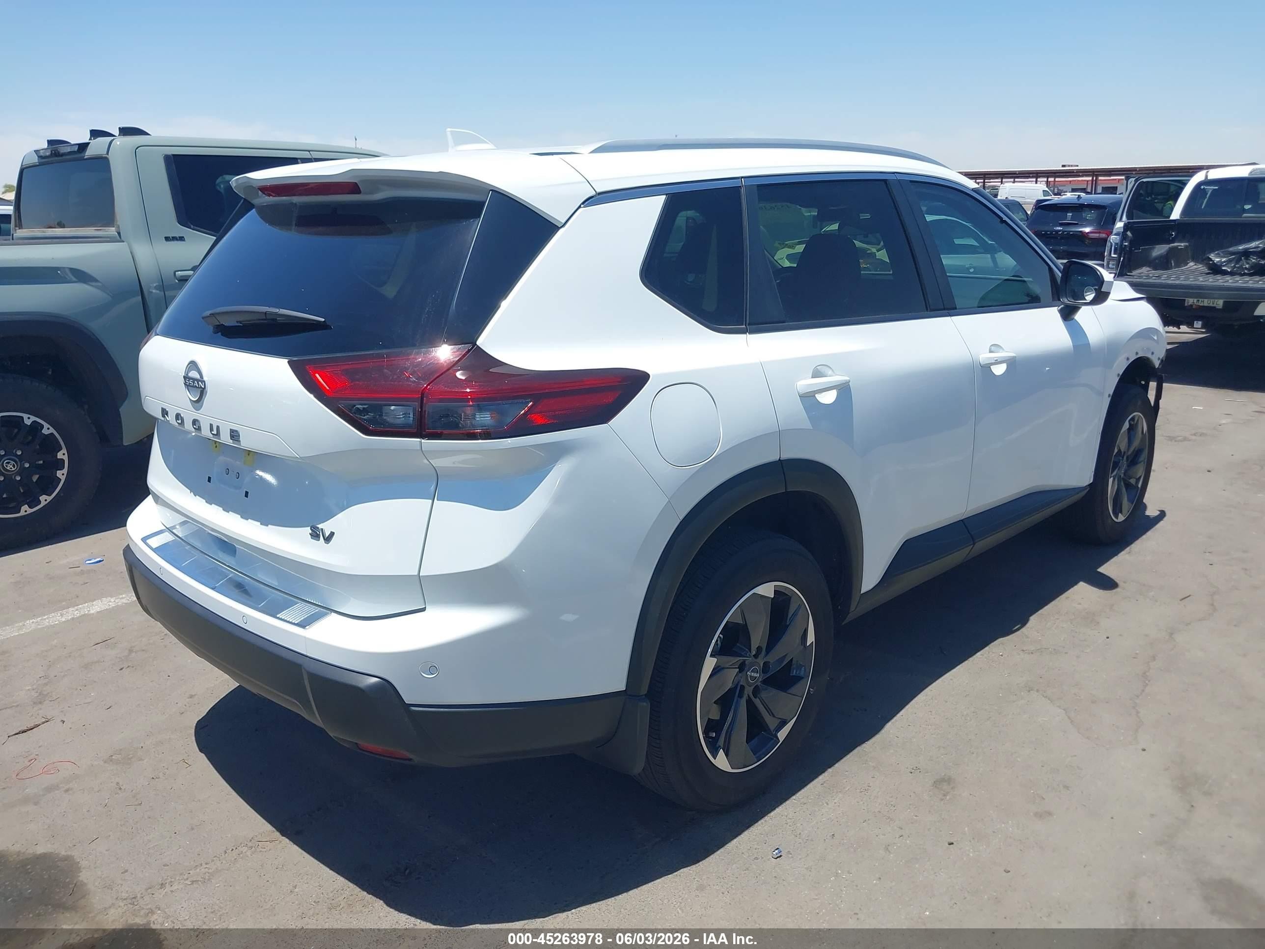 2024 Nissan Rogue Sv Fwd White vin: JN8BT3BA0RW359872