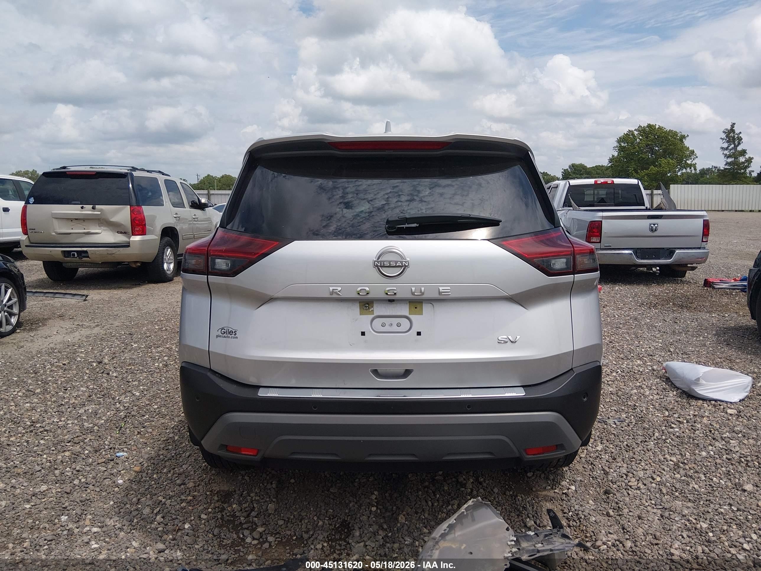 2023 Nissan Rogue Sv Fwd Серебряный vin: JN8BT3BA1PW429912