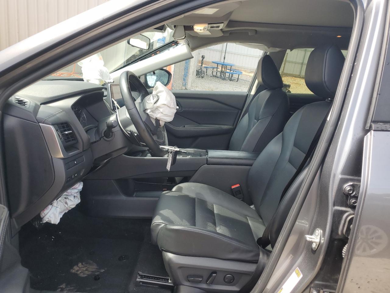 2025 Nissan Rogue Sv Серебряный vin: JN8BT3BA5SW005996 Damage: Airbag - Front Left, Deployed, Replacement Required