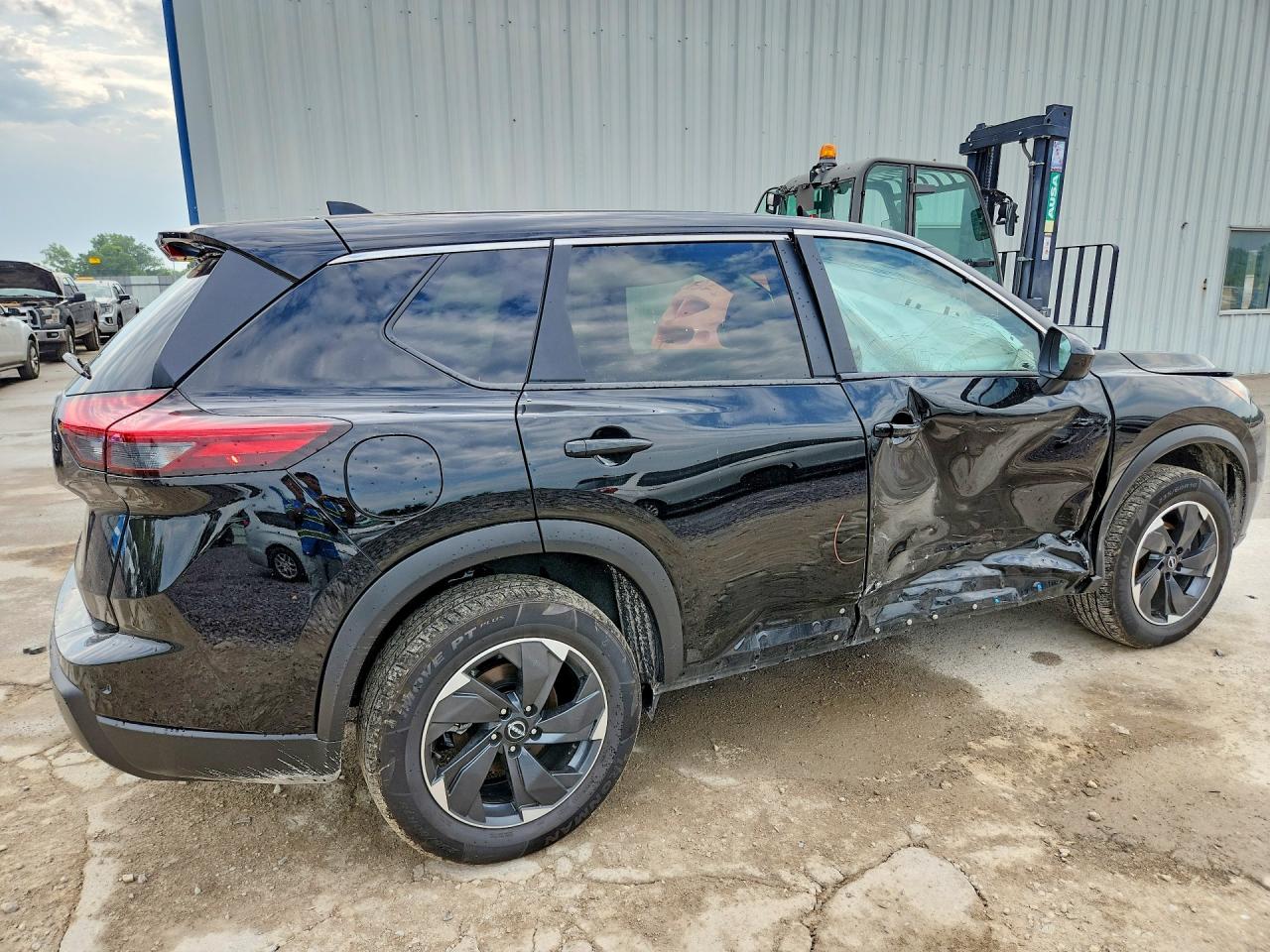 2025 Nissan Rogue Black vin: JN8BT3BA7SW007815