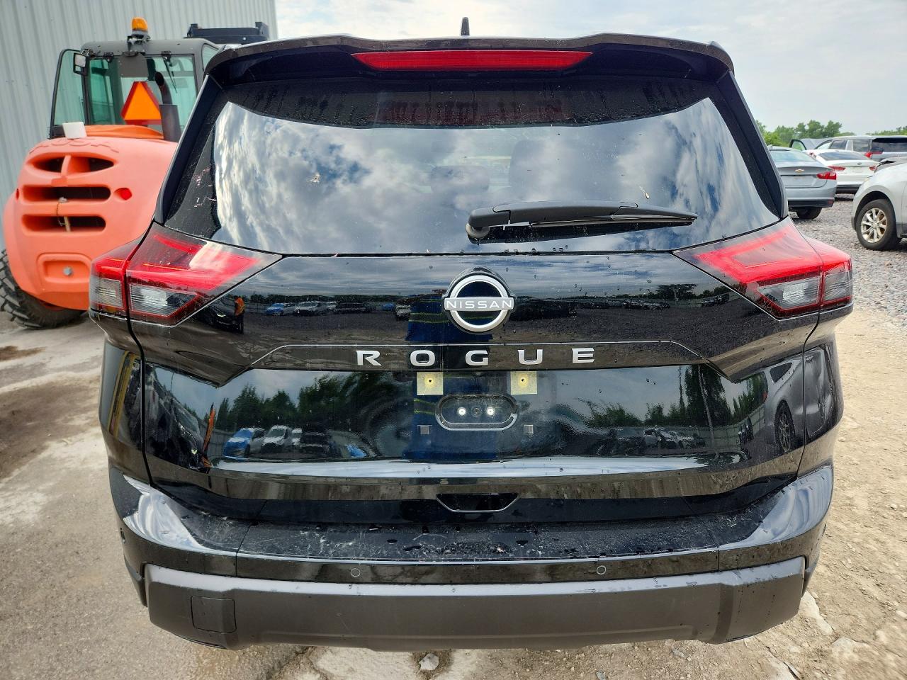 2025 Nissan Rogue Black vin: JN8BT3BA7SW007815