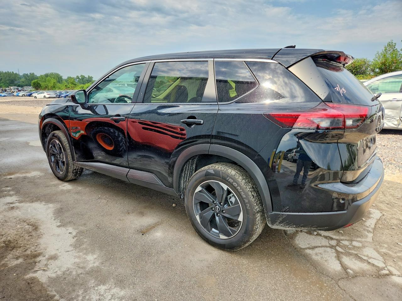 2025 Nissan Rogue Black vin: JN8BT3BA7SW007815