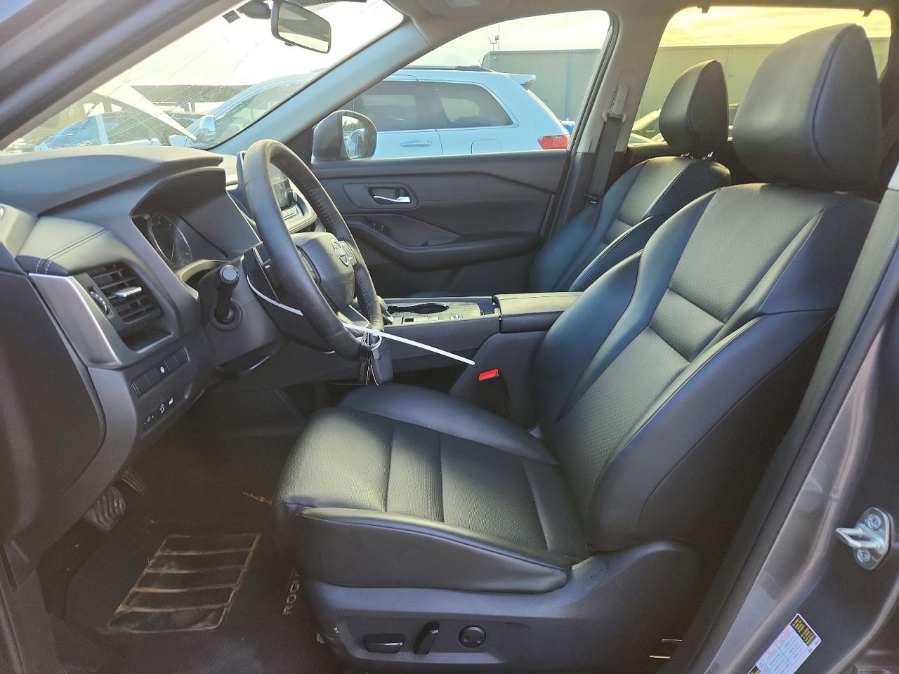 2025 Nissan Rogue Sv Gray vin: JN8BT3BAXSW003001