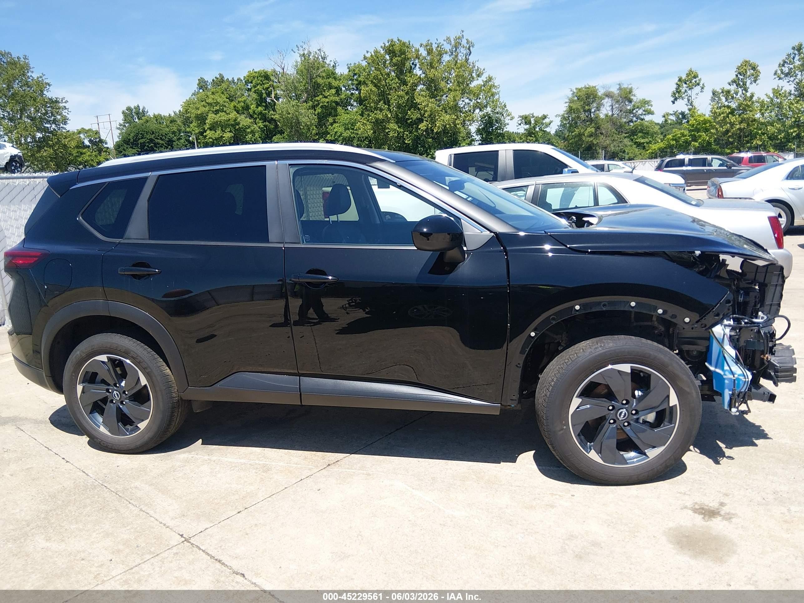 2025 Nissan Rogue Sv Intelligent Awd Black vin: JN8BT3BB2SW159431