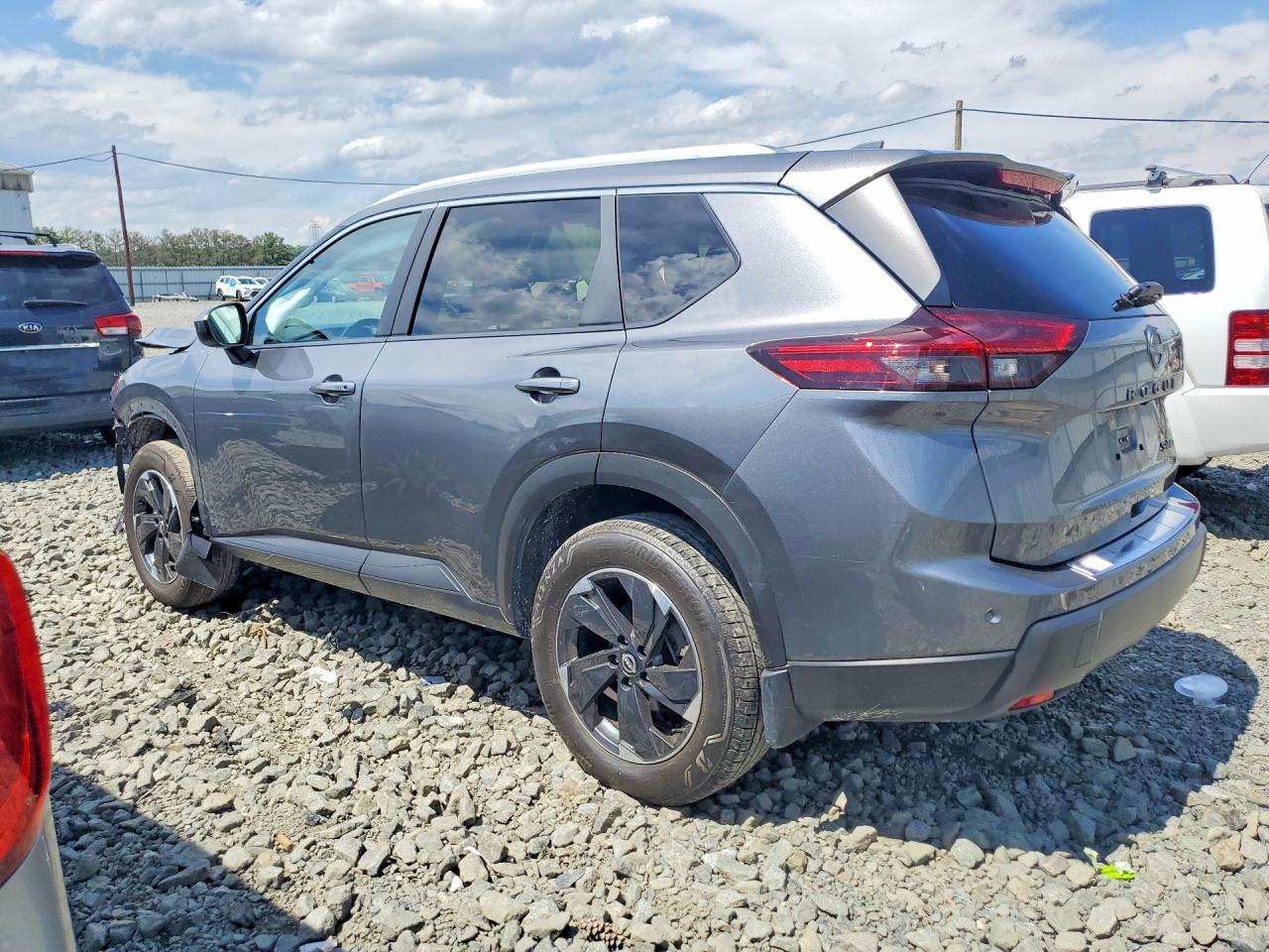 2024 Nissan Rogue Sv Gray vin: JN8BT3BB7RW183251