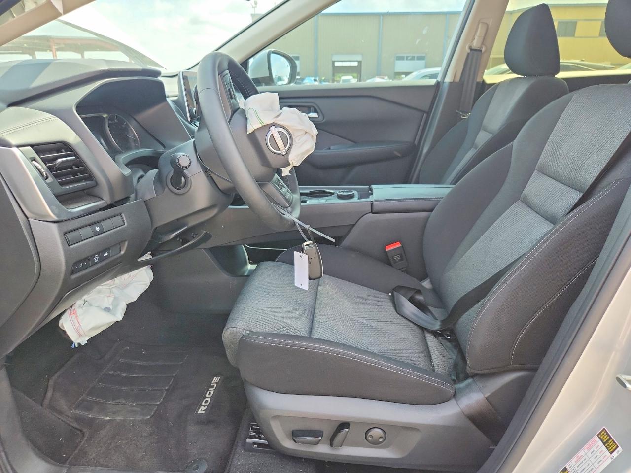 2025 Nissan Rogue Sv White vin: JN8BT3BB8SW421467