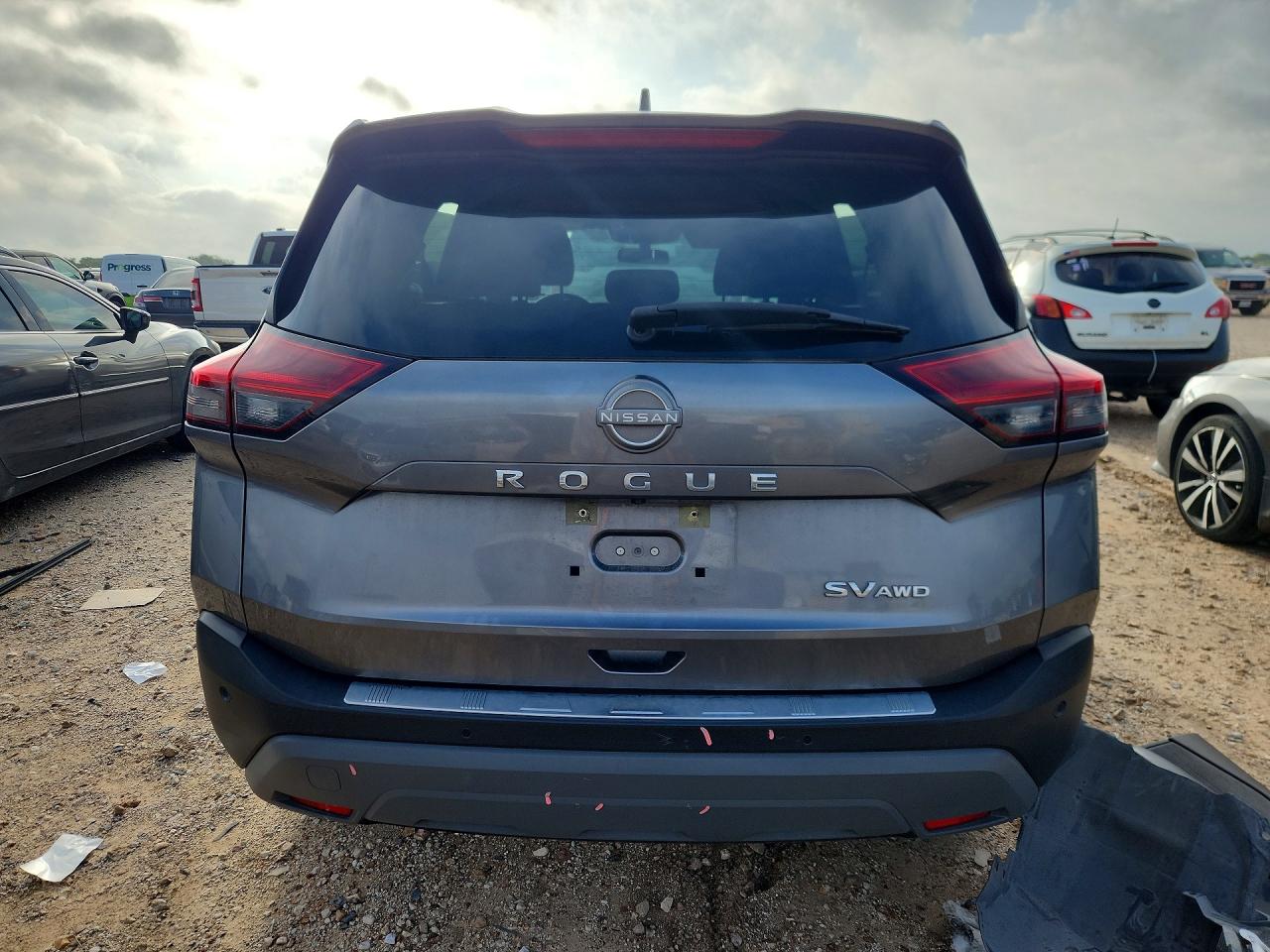 2023 Nissan Rogue Sv Silver vin: JN8BT3BB9PW196421
