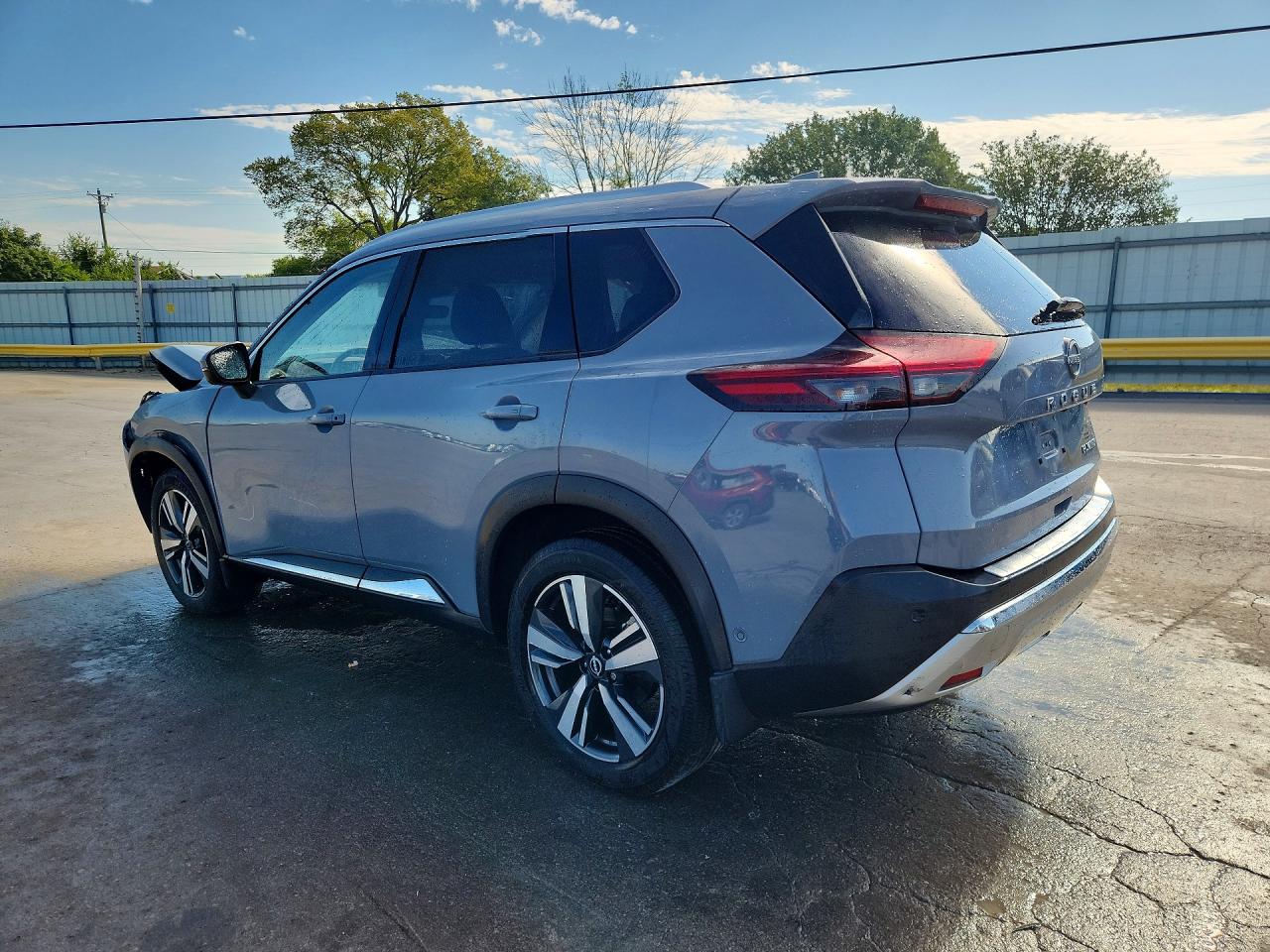 2022 Nissan Rogue Platinum Gray vin: JN8BT3DC8NW118862