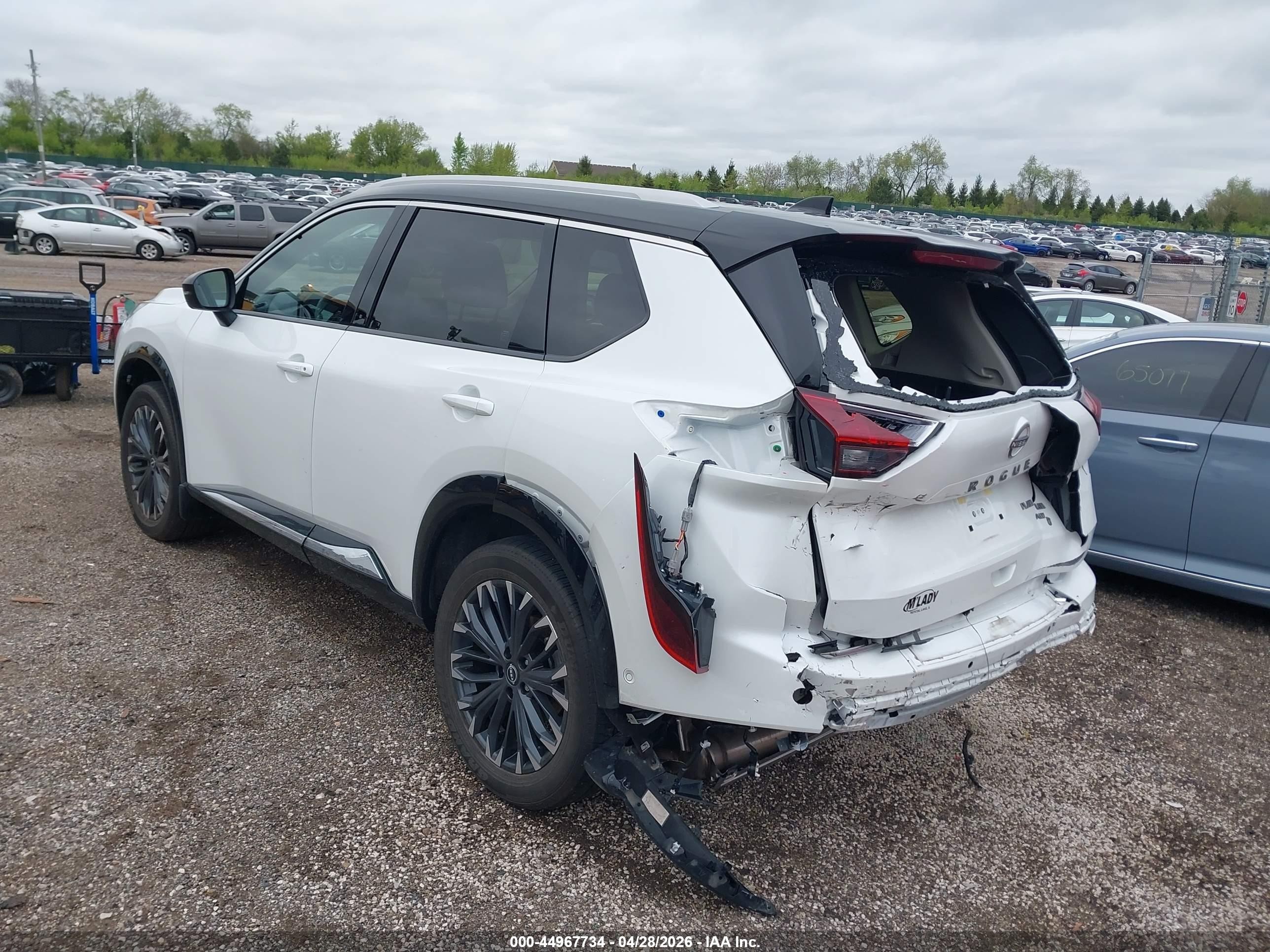 2024 Nissan Rogue Platinum Intelligent Awd White vin: JN8BT3DD3RW450710