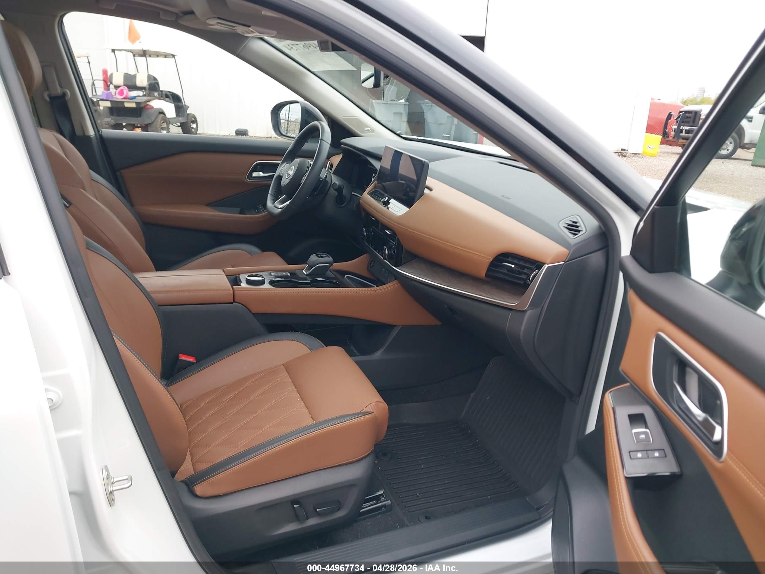 2024 Nissan Rogue Platinum Intelligent Awd White vin: JN8BT3DD3RW450710