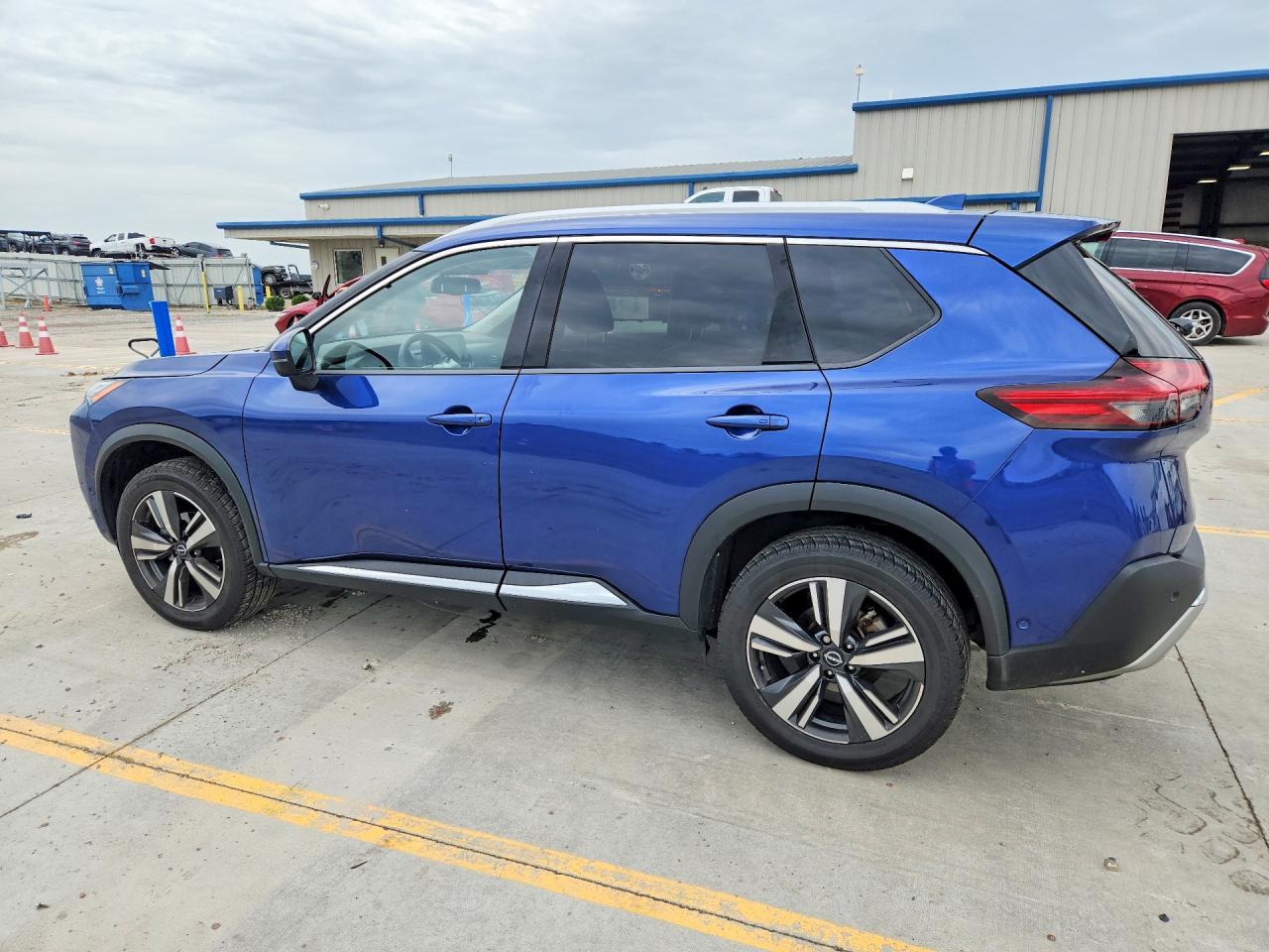 2023 Nissan Rogue Platinum Blue vin: JN8BT3DD9PW301893