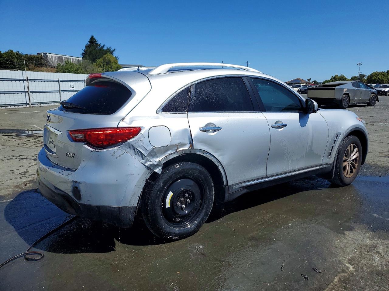 2013 Infiniti Fx37 Base Silver vin: JN8CS1MU1DM140426