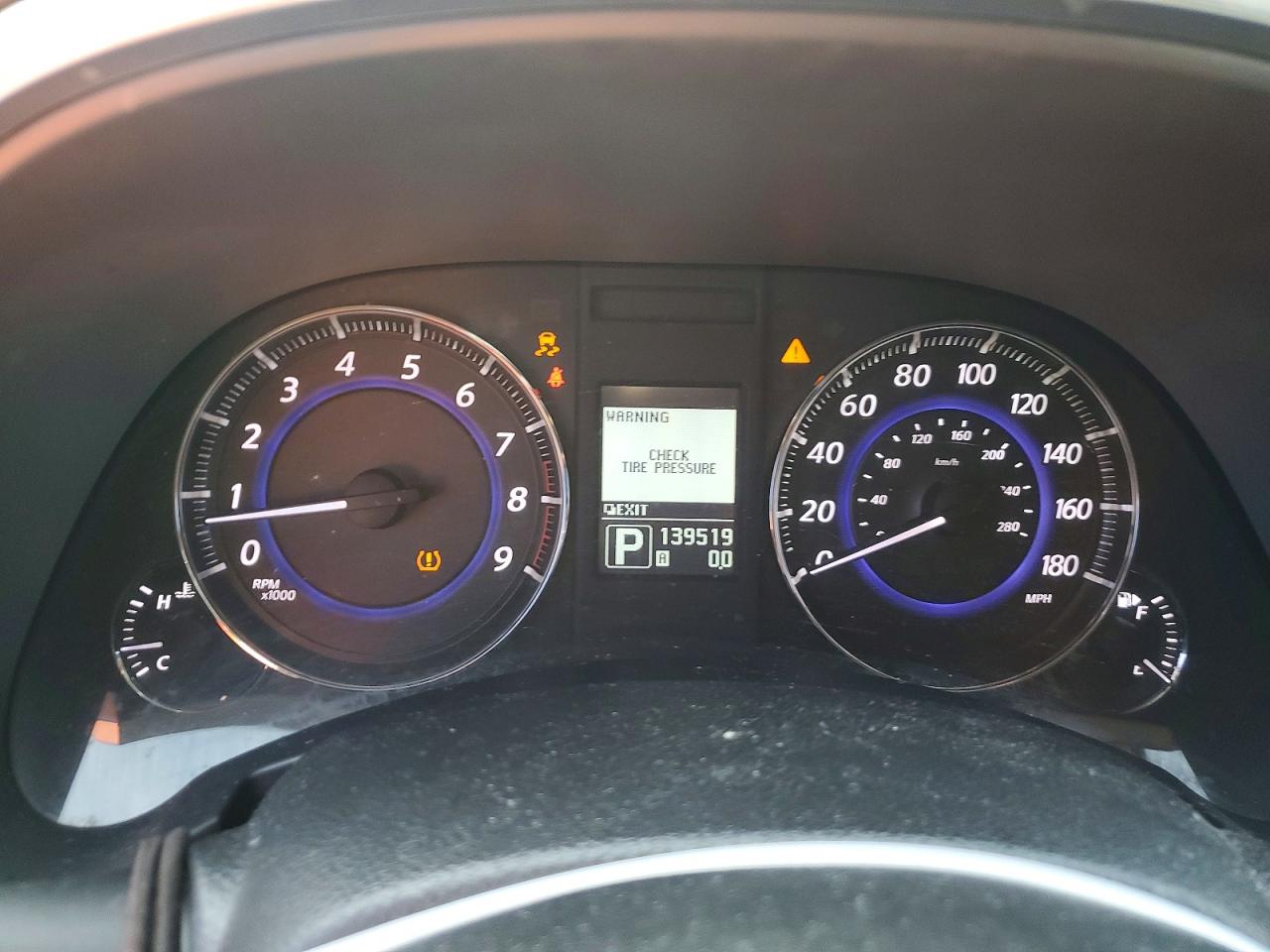 2013 Infiniti Fx37 Base Silver vin: JN8CS1MU1DM140426