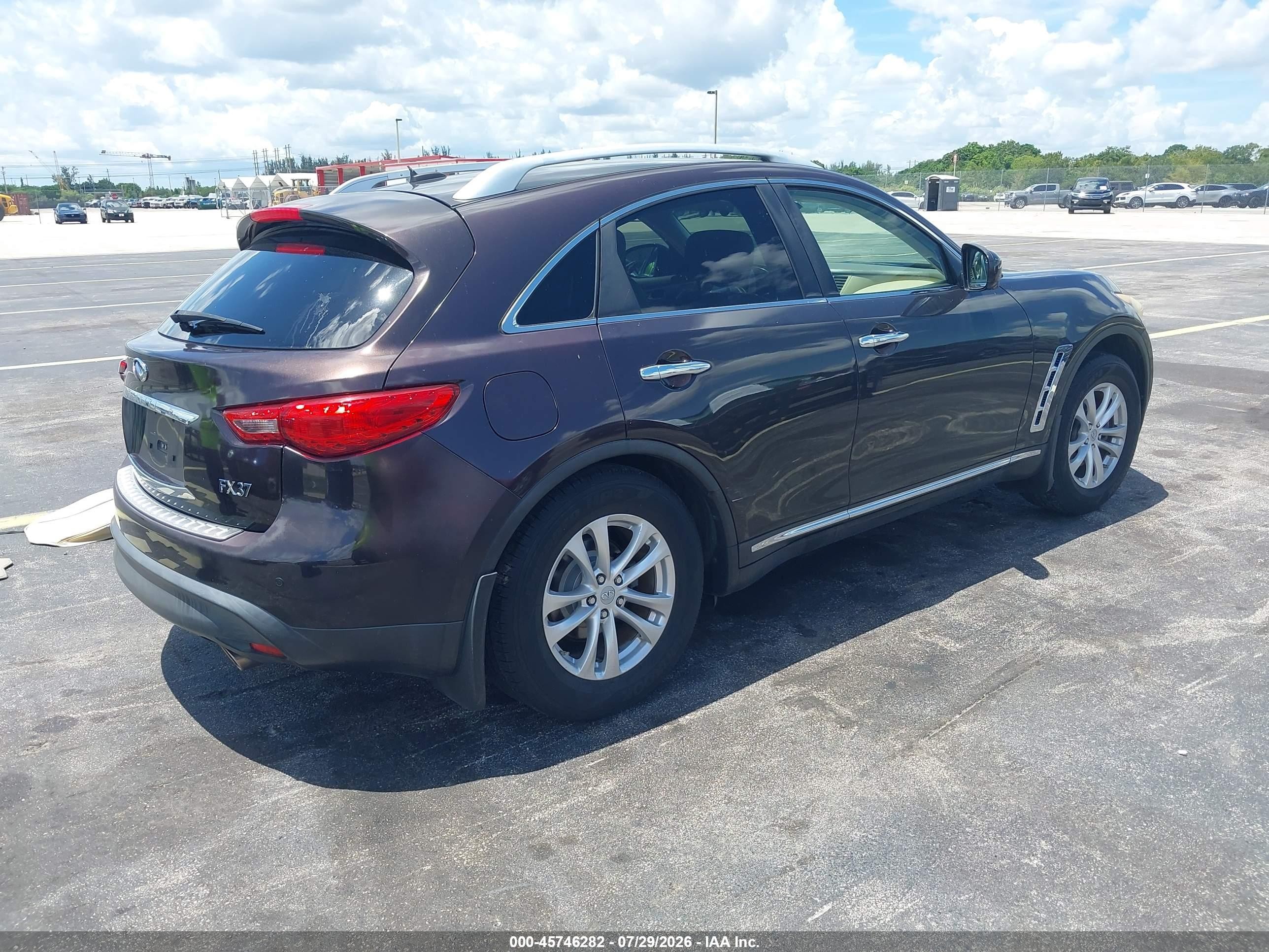 2013 Infiniti Fx37   Brown vin: JN8CS1MU1DM142466