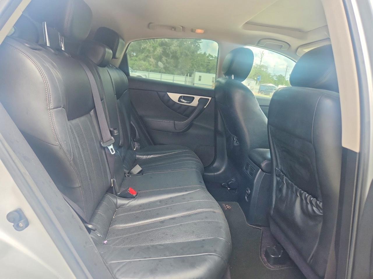 2014 Infiniti Qx70 Base Серебряный vin: JN8CS1MU3EM451082