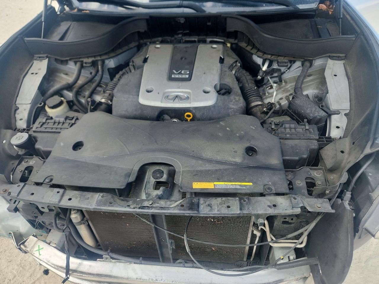 2014 Infiniti Qx70 Base Серебряный vin: JN8CS1MU3EM451082