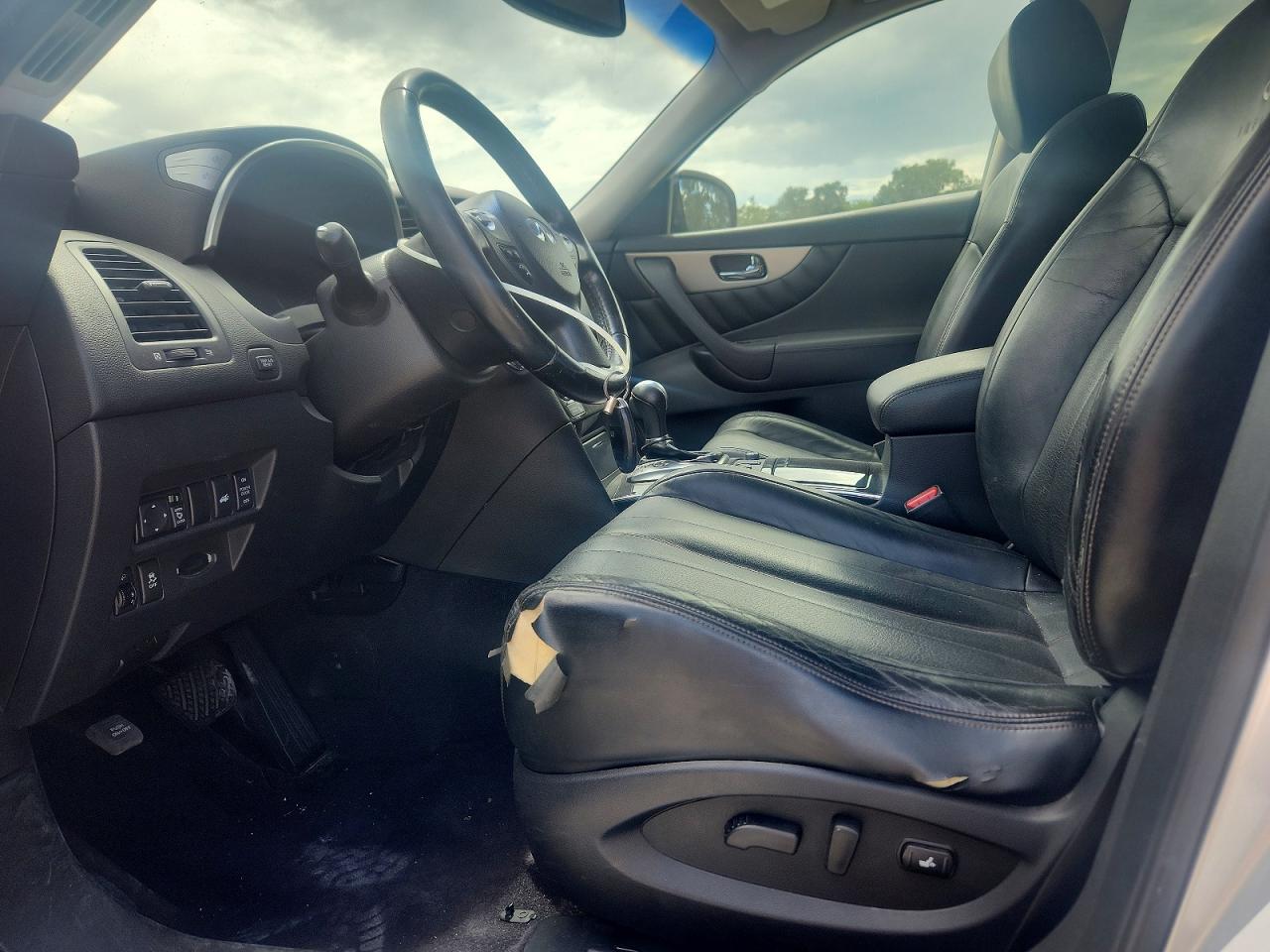 2014 Infiniti Qx70 Base Серебряный vin: JN8CS1MU3EM451082