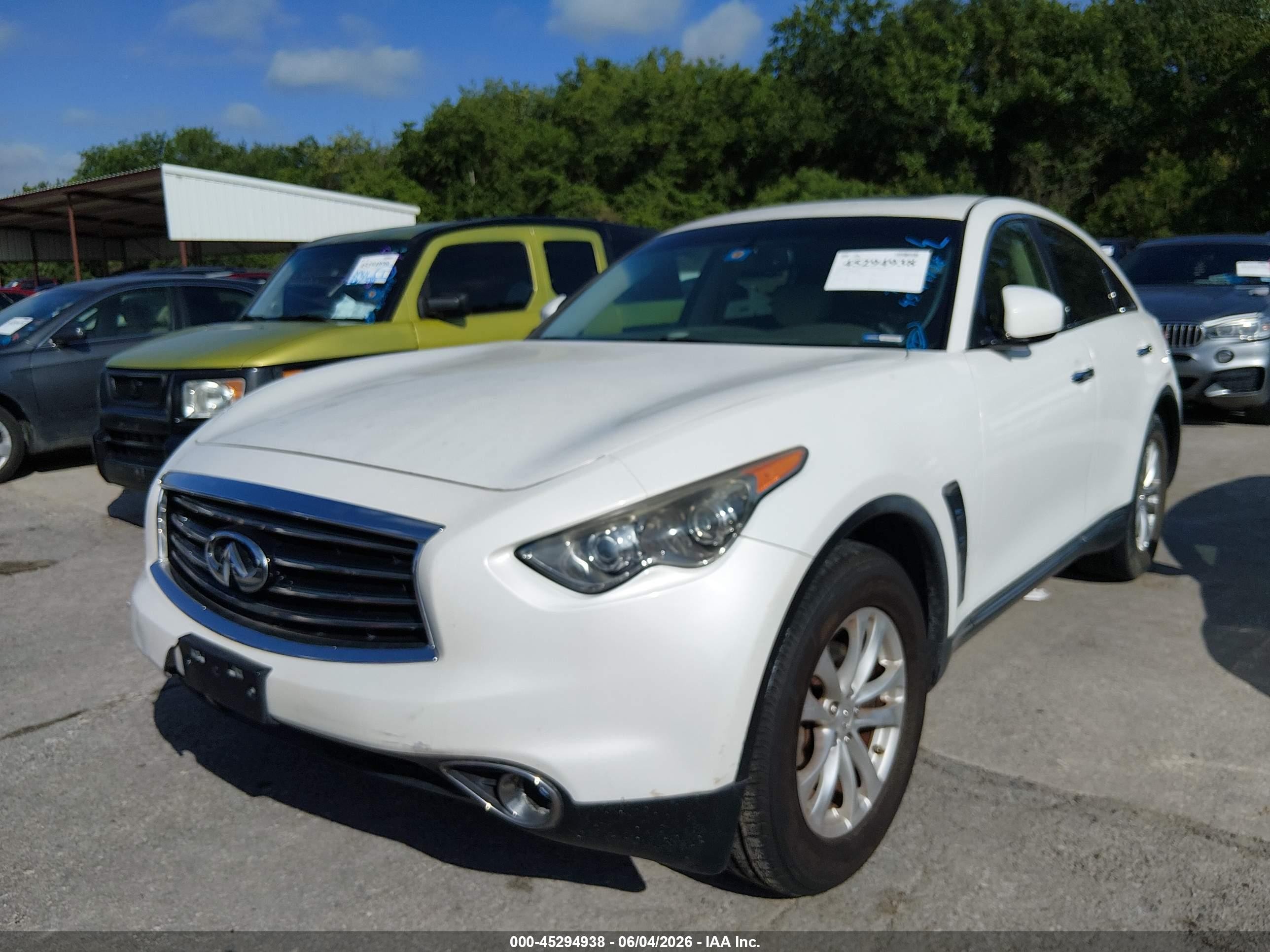 2013 Infiniti Fx37   Cream vin: JN8CS1MU7DM141709