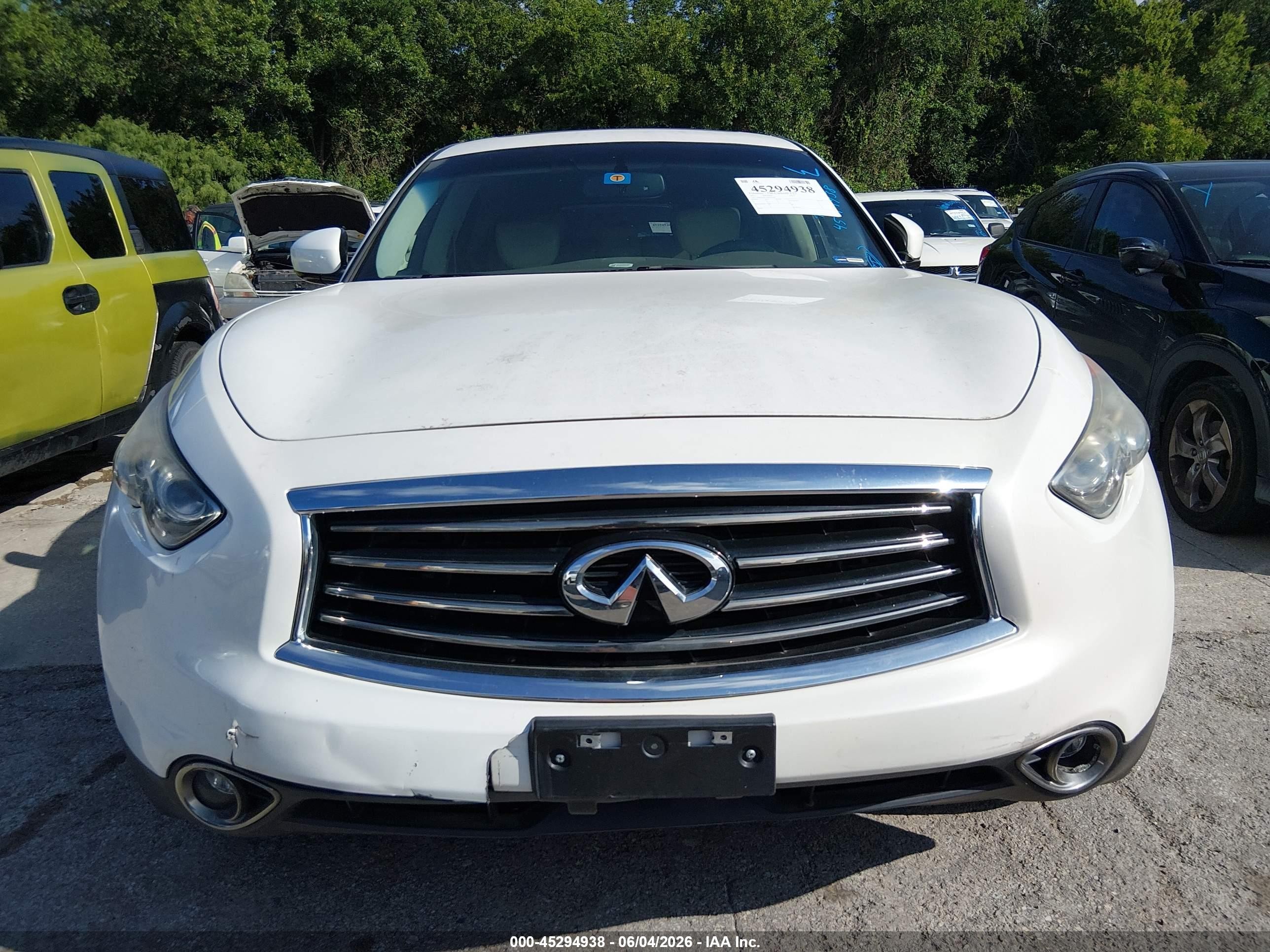 2013 Infiniti Fx37   Cream vin: JN8CS1MU7DM141709