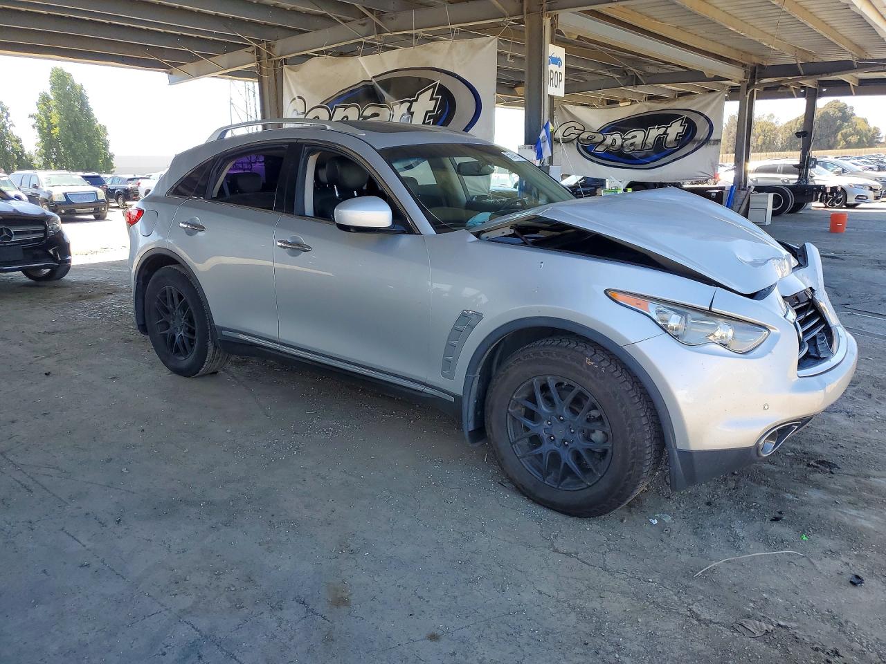 2013 Infiniti Fx37 Base Серебряный vin: JN8CS1MU7DM141743