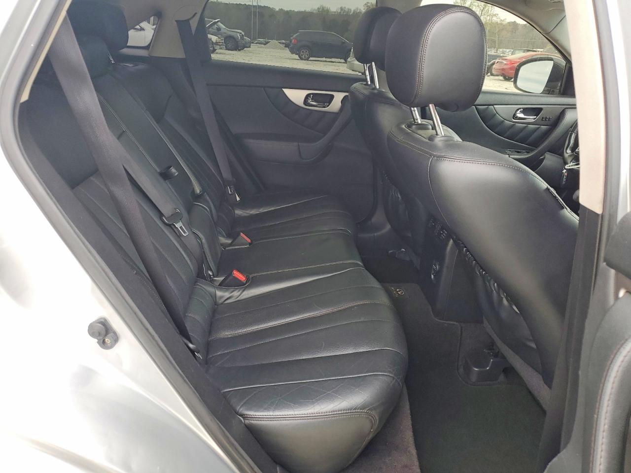 2015 Infiniti Qx70 Base Silver vin: JN8CS1MU7FM381264