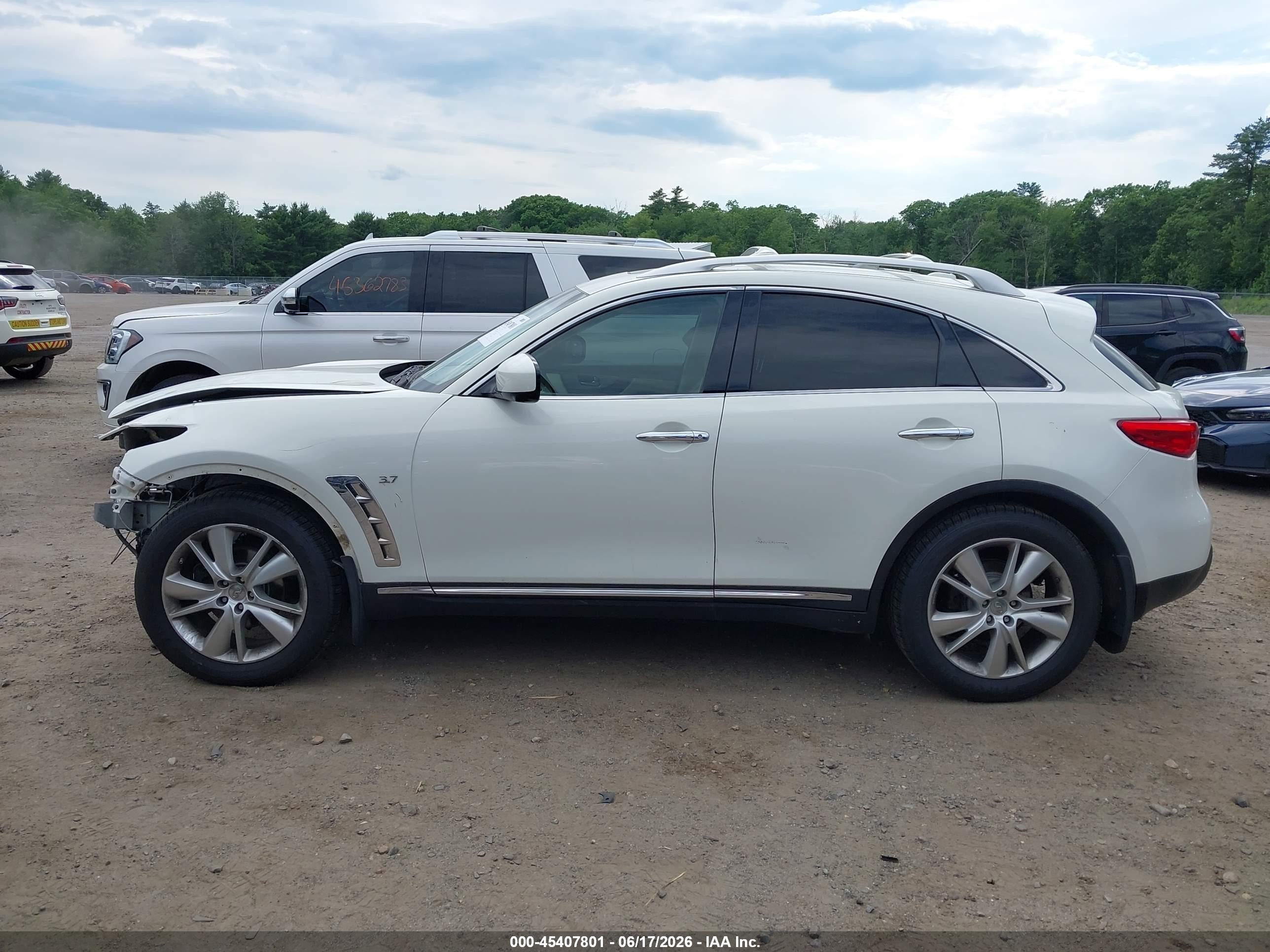 2014 Infiniti Qx70   White vin: JN8CS1MW0EM410636