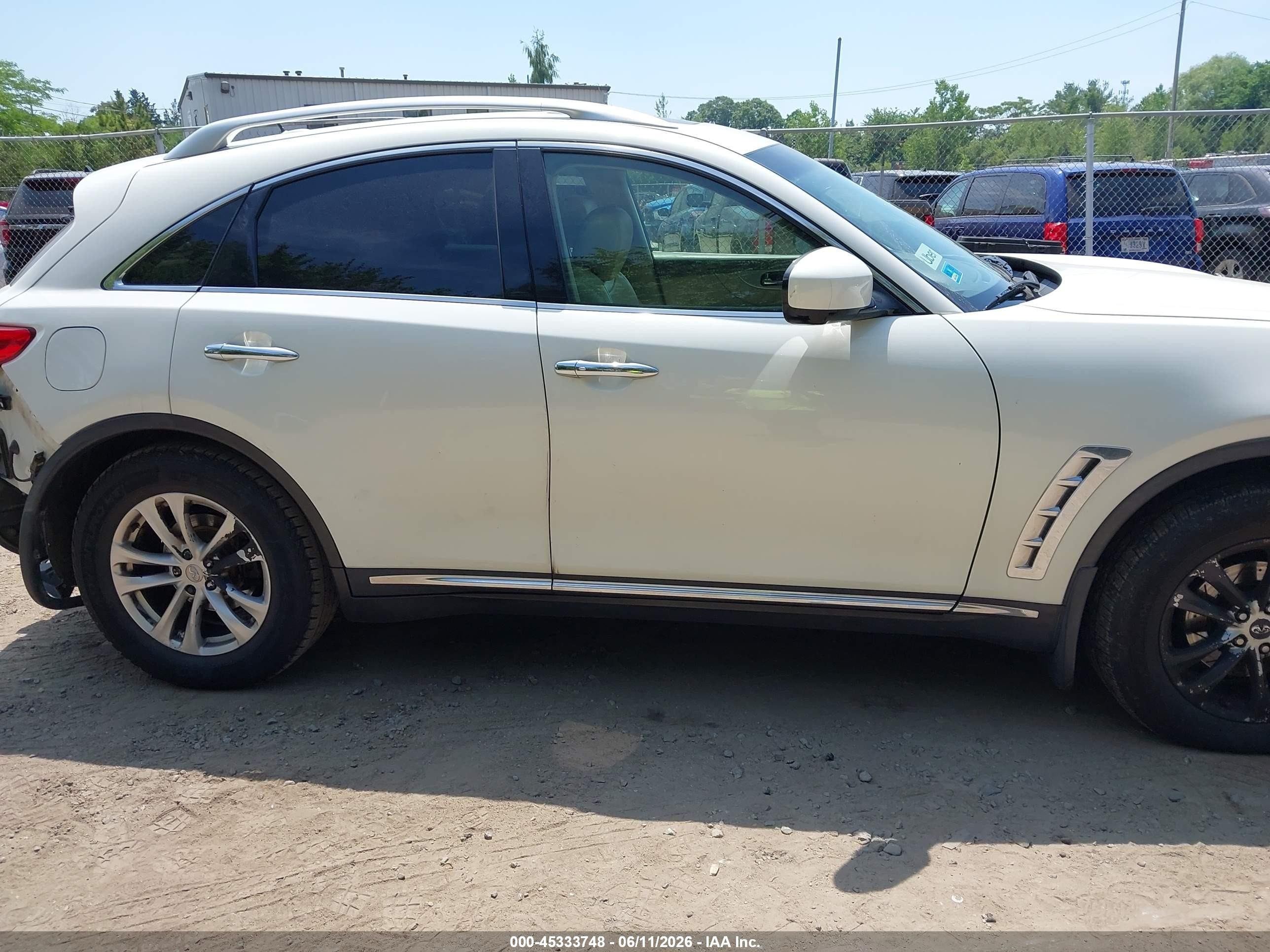 2013 Infiniti Fx37 White vin: JN8CS1MW2DM171265