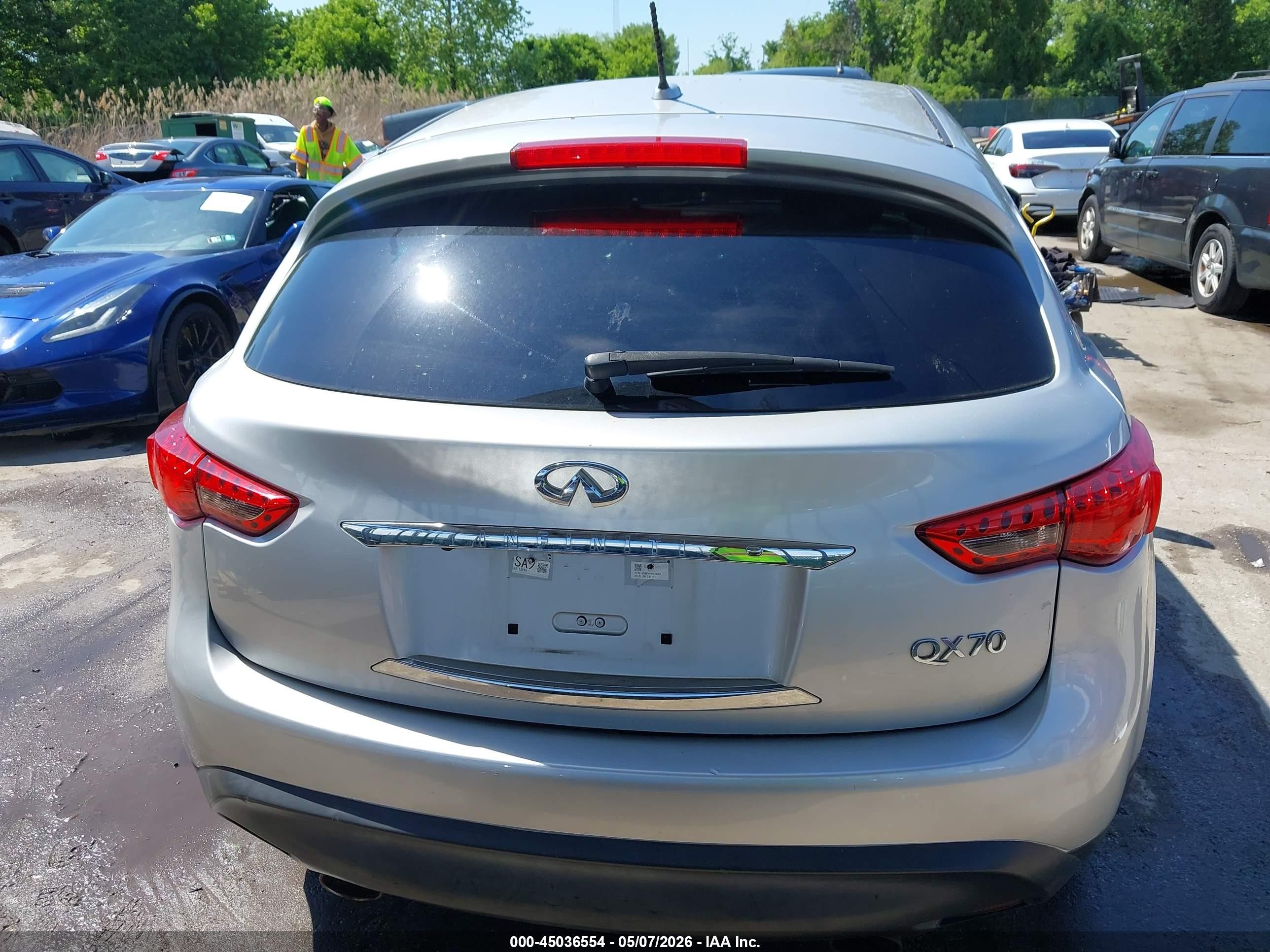 2016 Infiniti Qx70 Silver vin: JN8CS1MW2GM751328