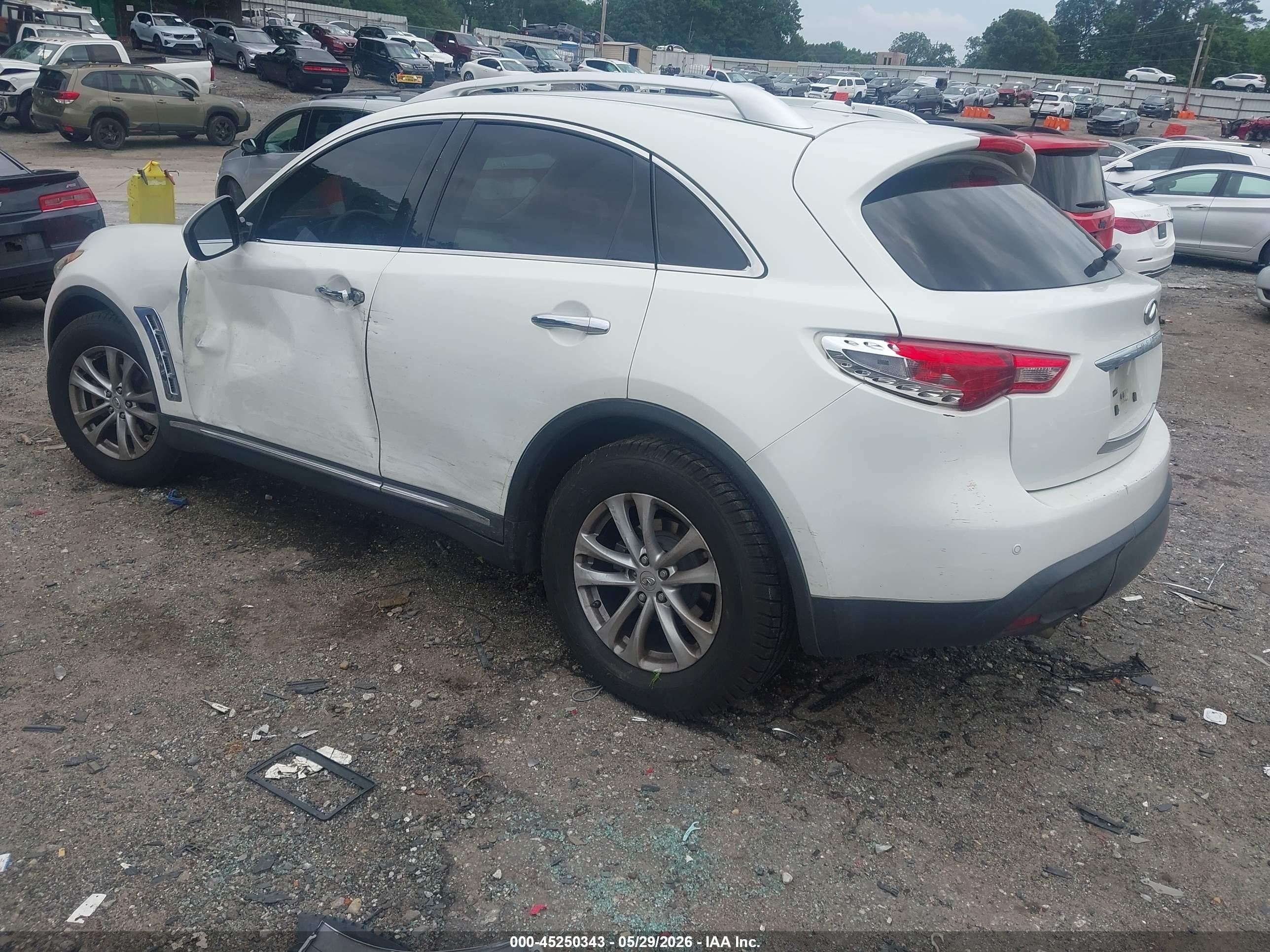 2013 Infiniti Fx37   White vin: JN8CS1MW5DM174239