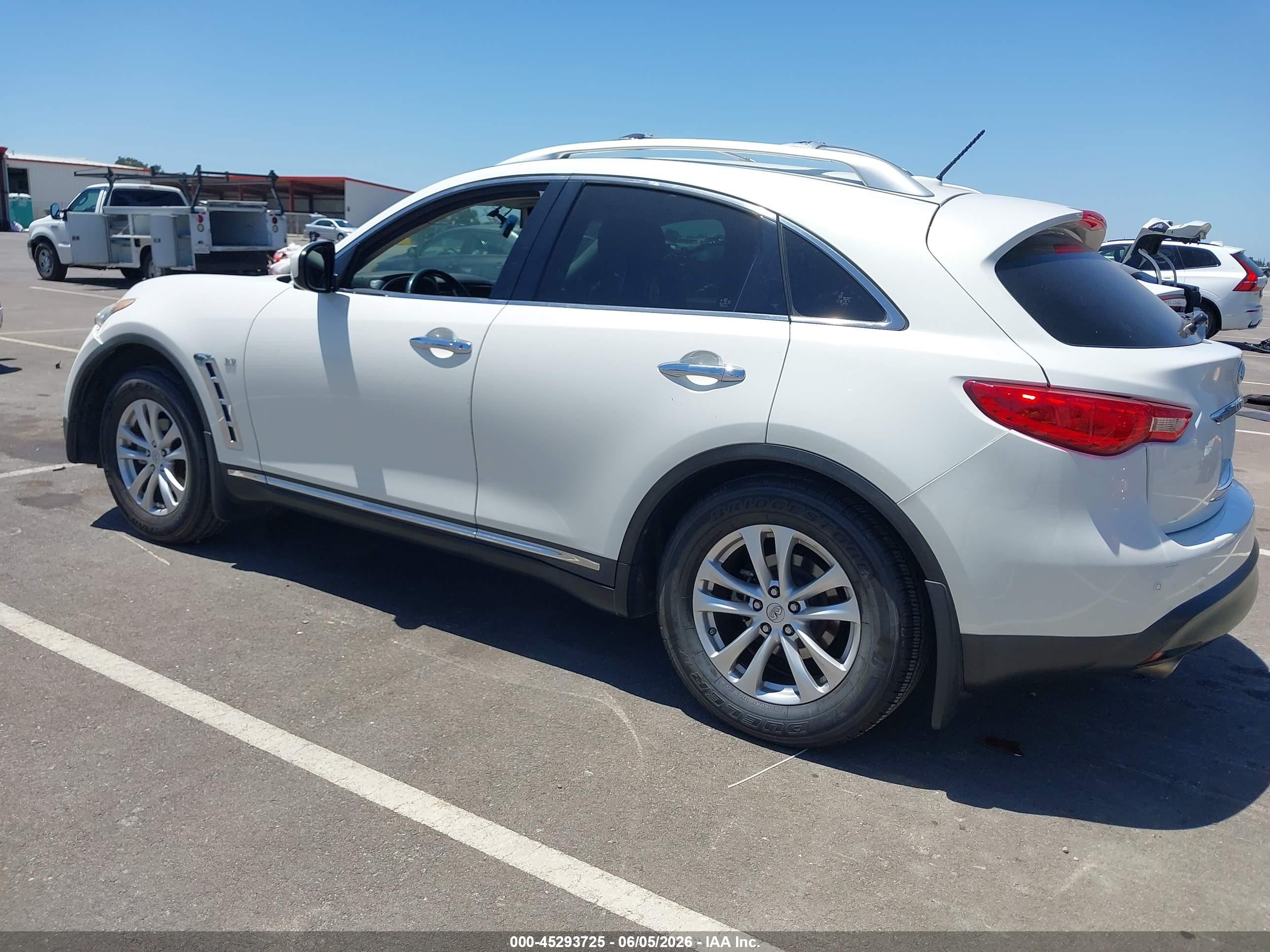 2014 Infiniti Qx70   White vin: JN8CS1MW5EM410678