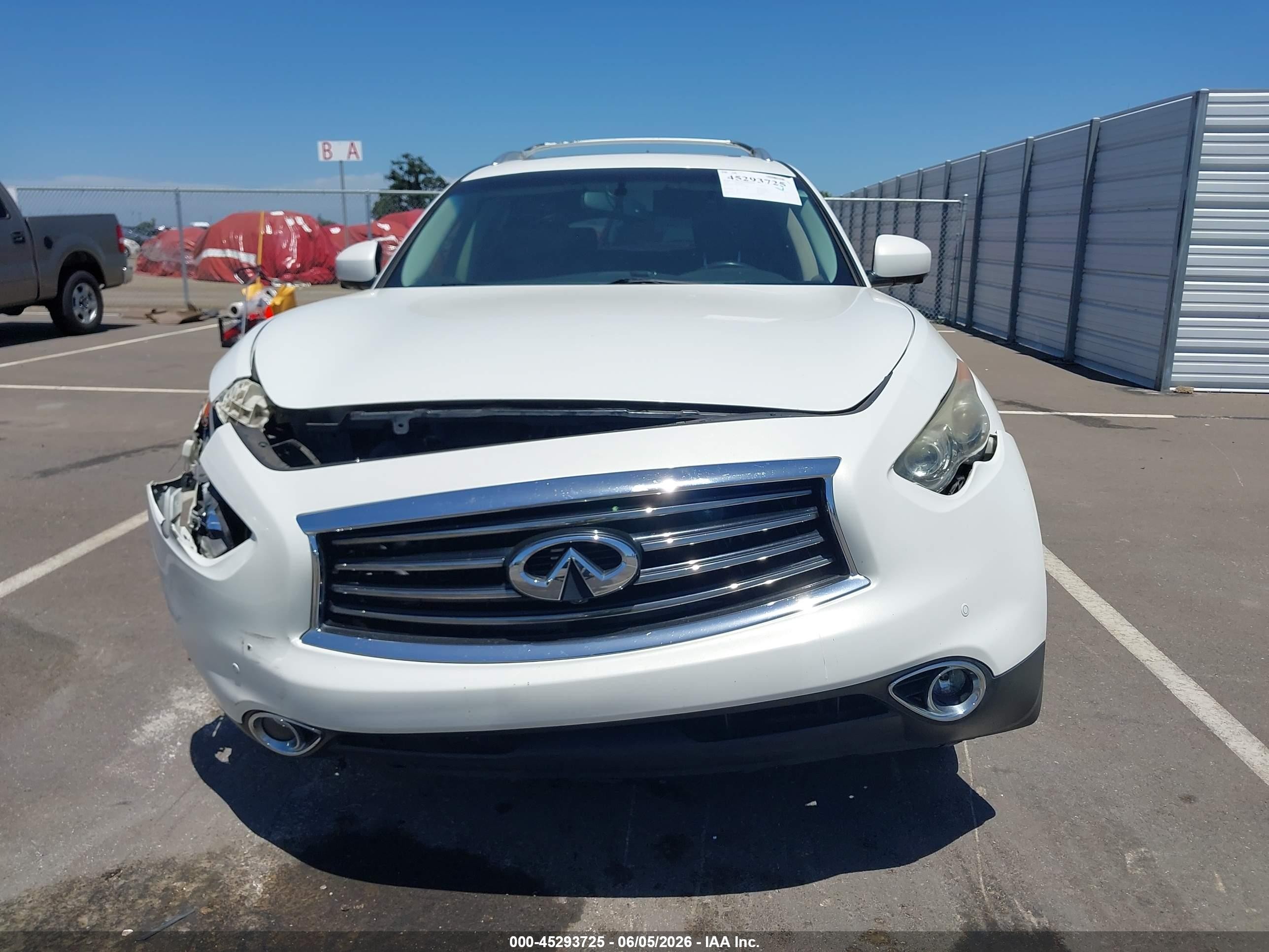 2014 Infiniti Qx70   White vin: JN8CS1MW5EM410678