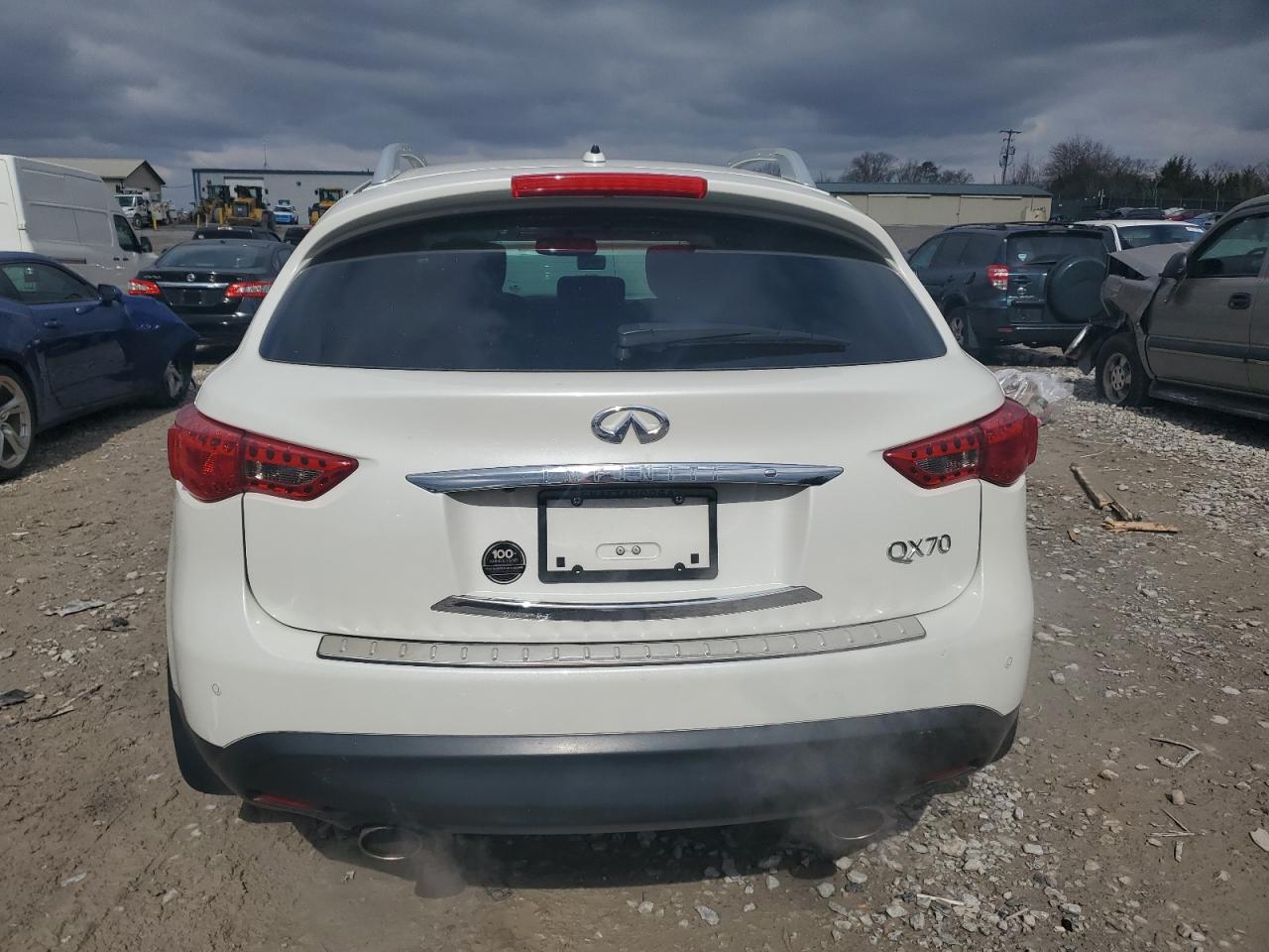 2017 Infiniti Qx70  White vin: JN8CS1MW5HM416422