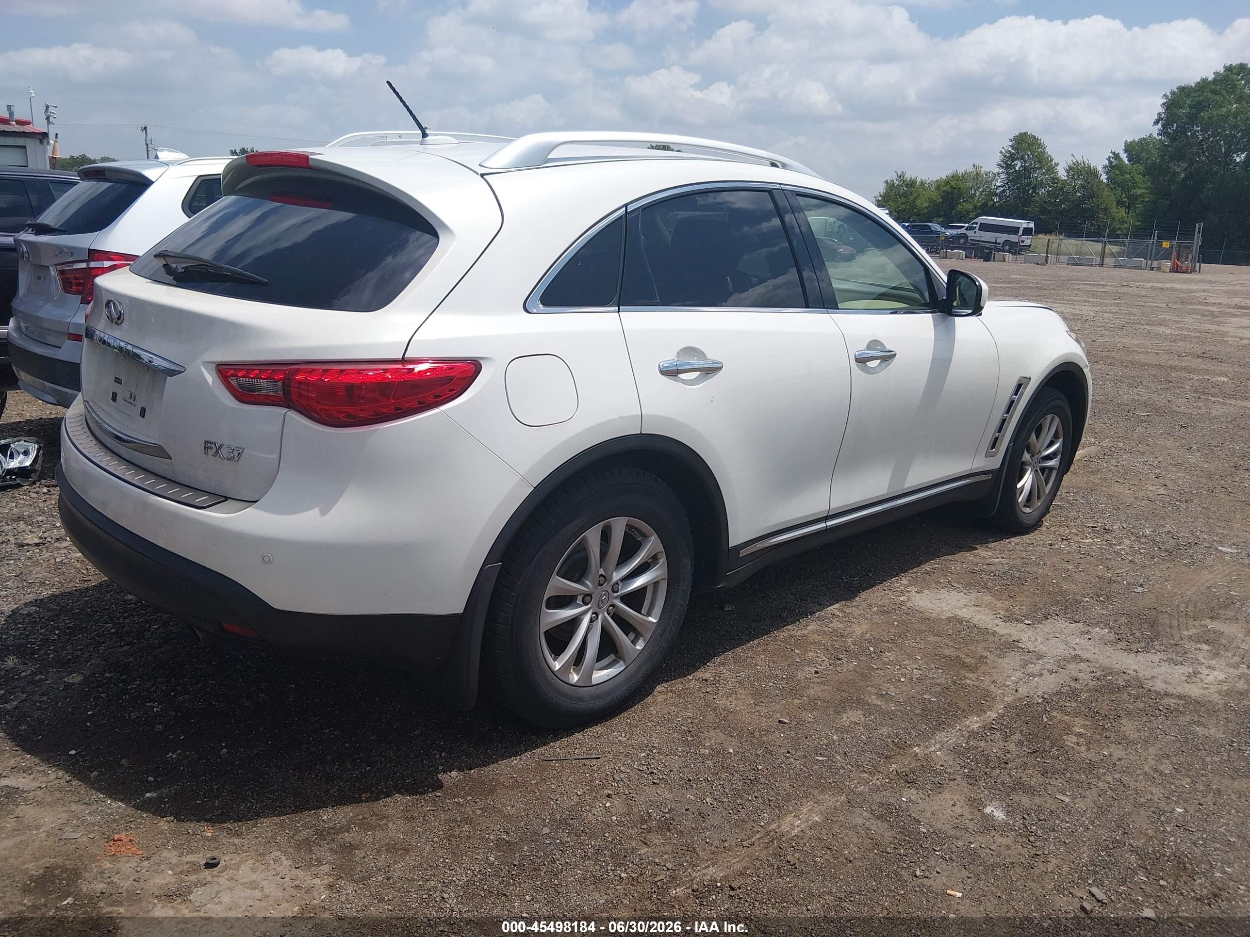 2013 Infiniti Fx37 White vin: JN8CS1MW6DM170054