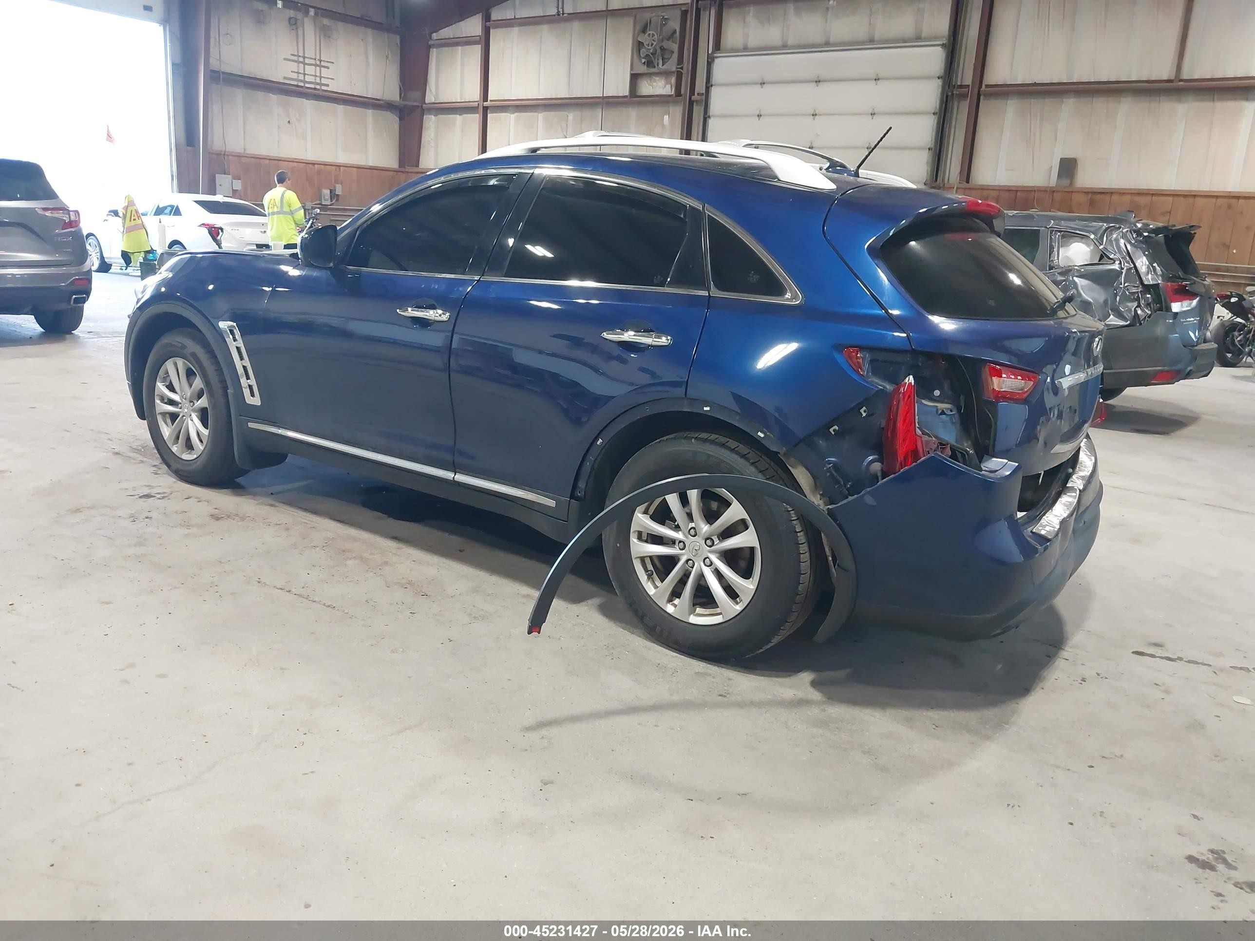 2015 Infiniti Qx70   Blue vin: JN8CS1MW7FM480510