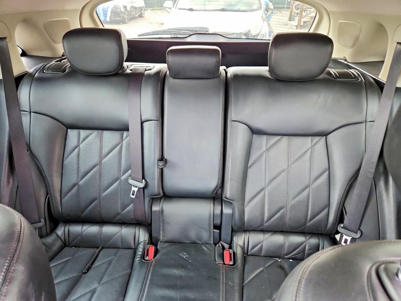 2015 Infiniti Qx70 Base White vin: JN8CS1MW7FM481625