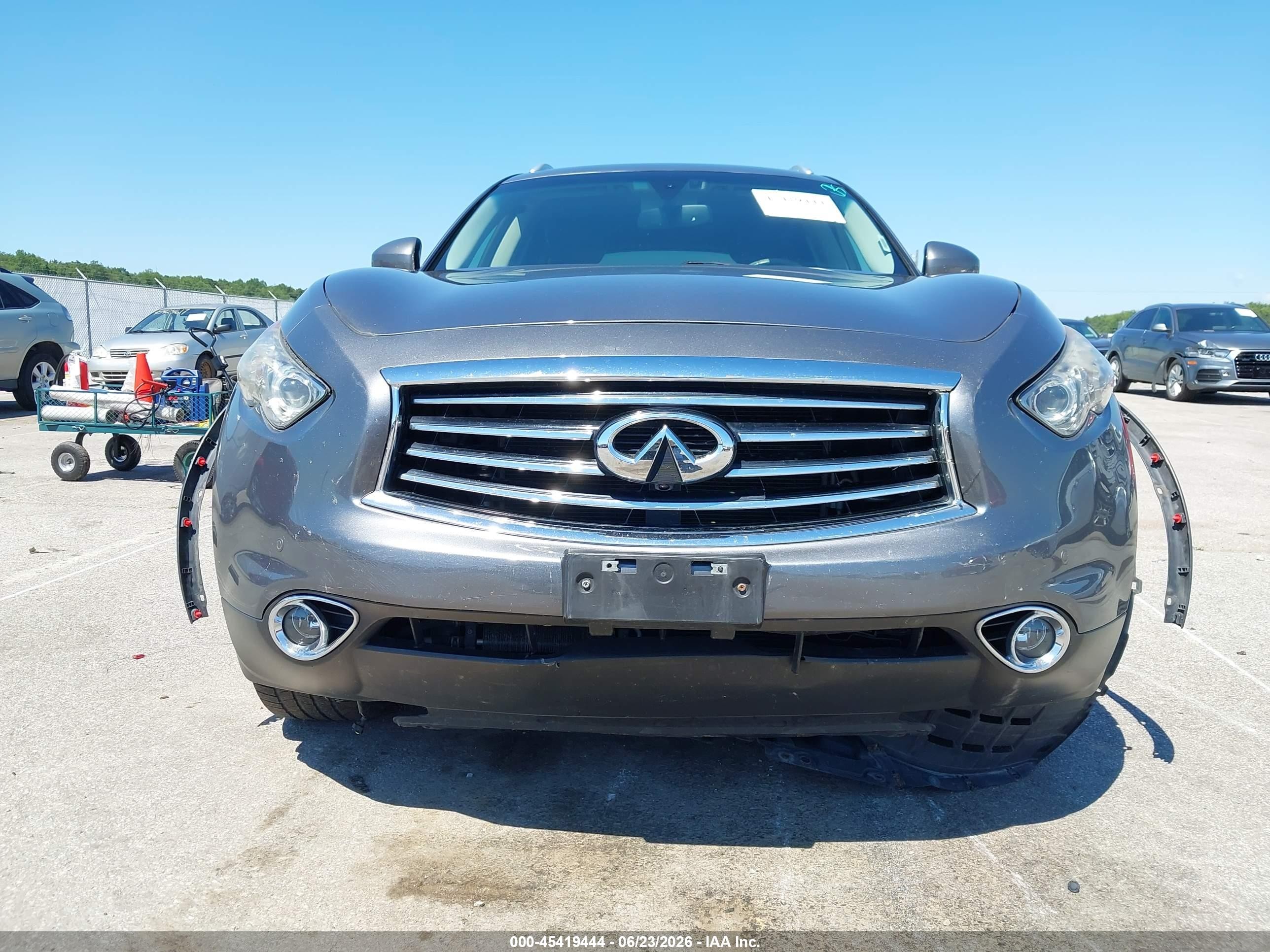 2015 Infiniti Qx70 Silver vin: JN8CS1MW9FM483196
